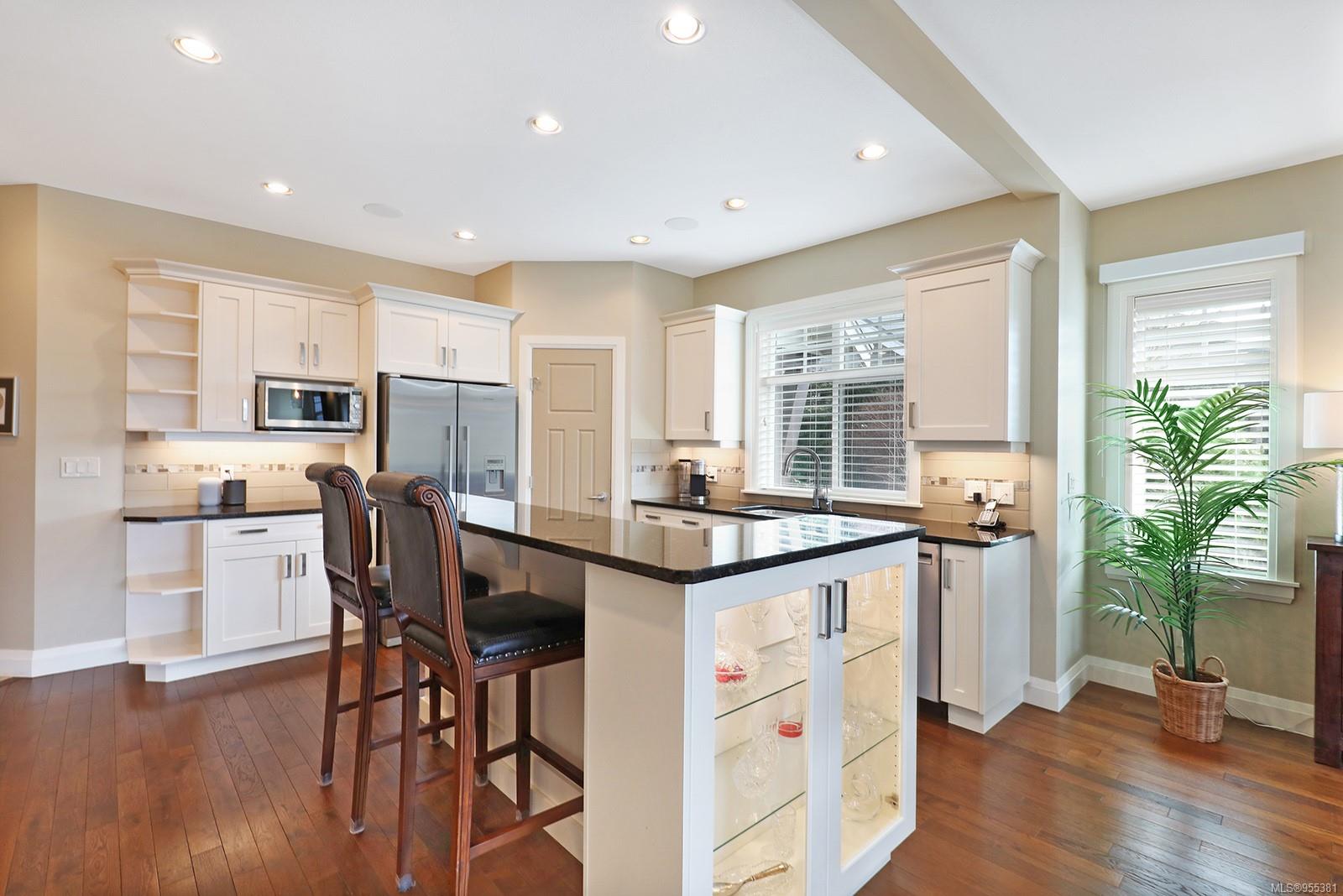 1055 Crown Isle Dr # 115