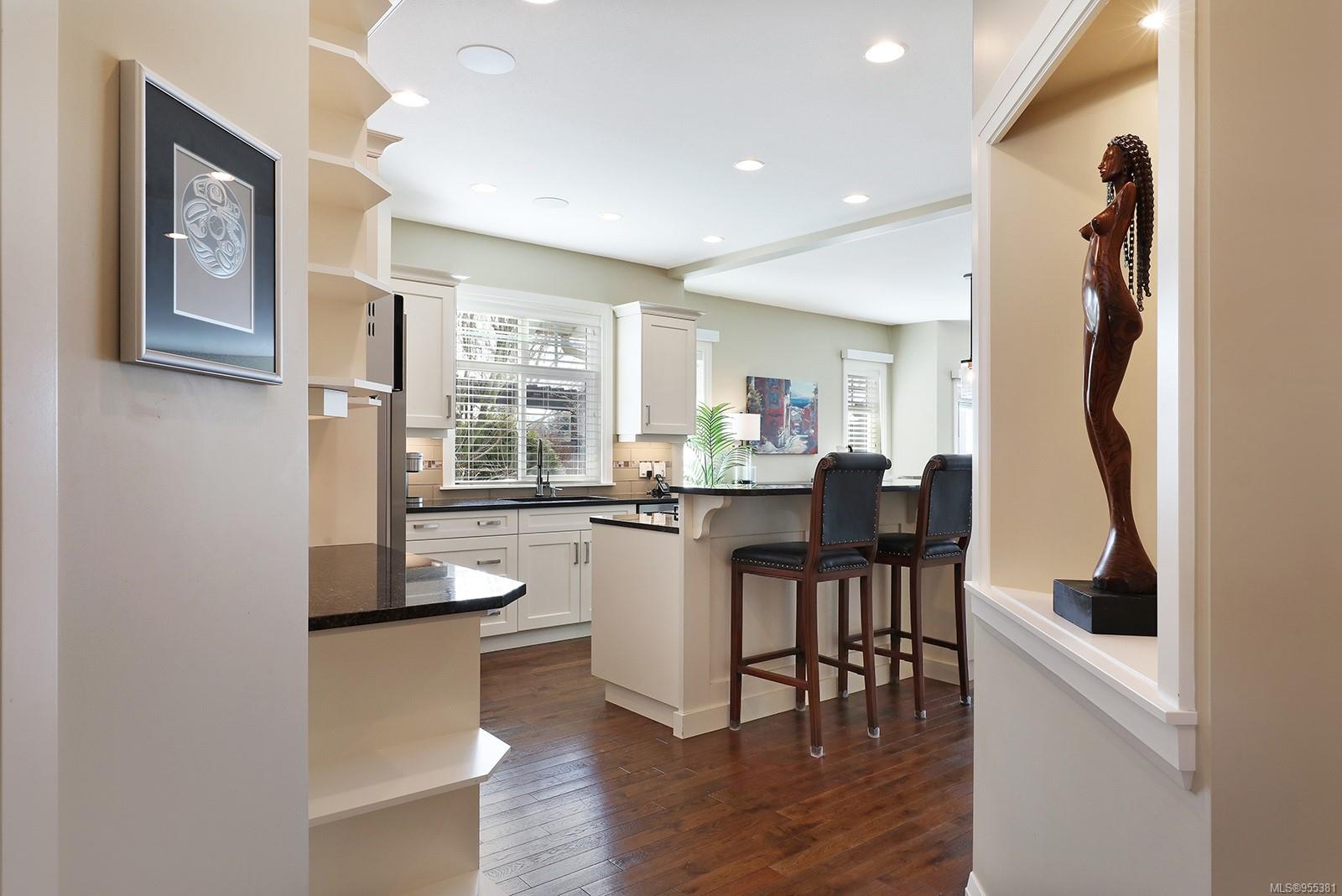 1055 Crown Isle Dr # 115