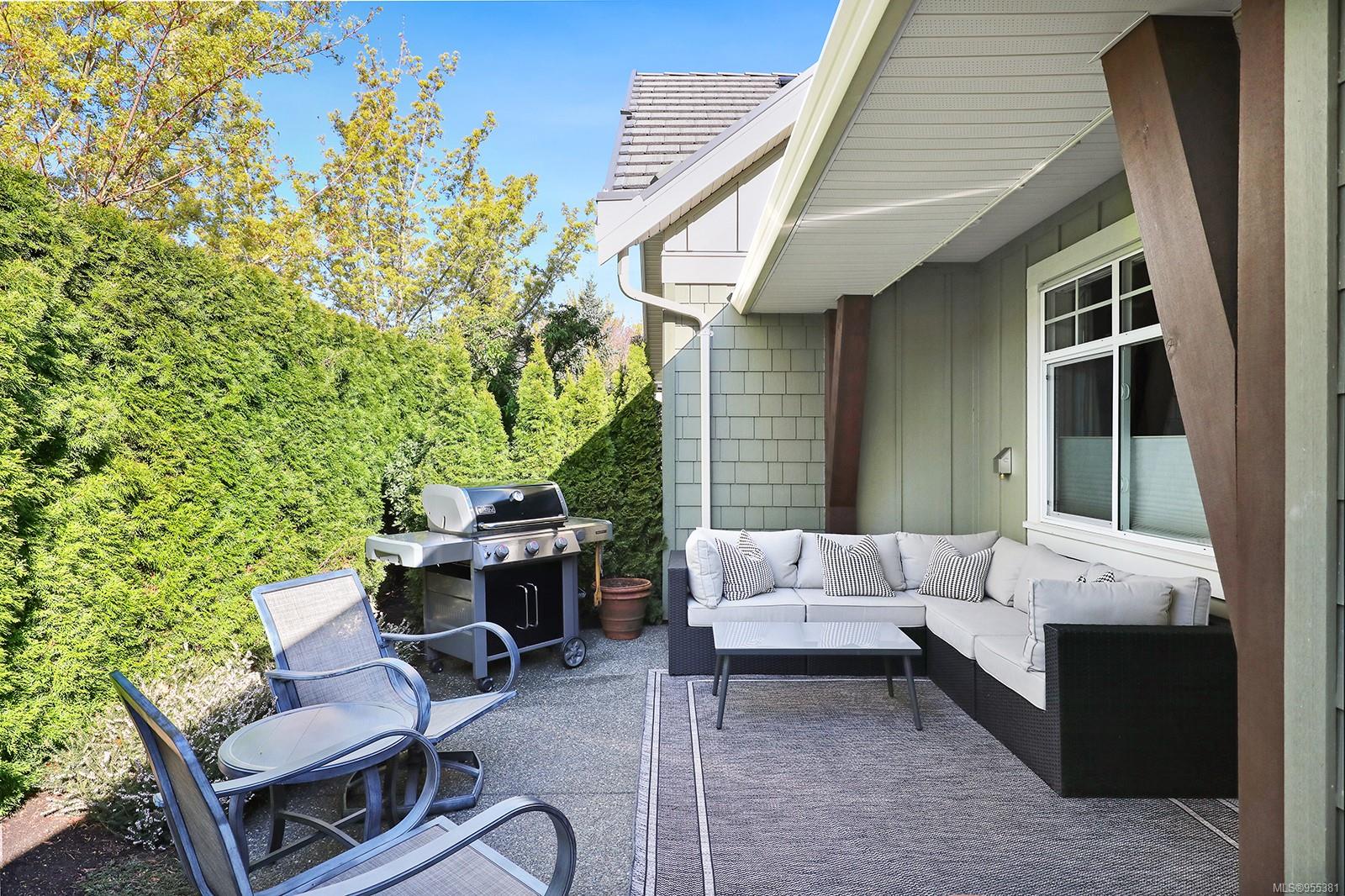 1055 Crown Isle Dr # 115