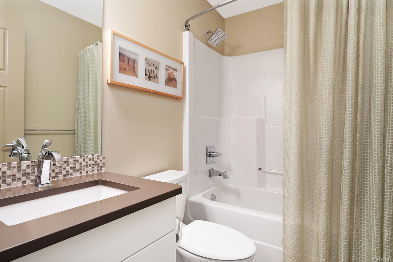 1055 Crown Isle Dr # 115