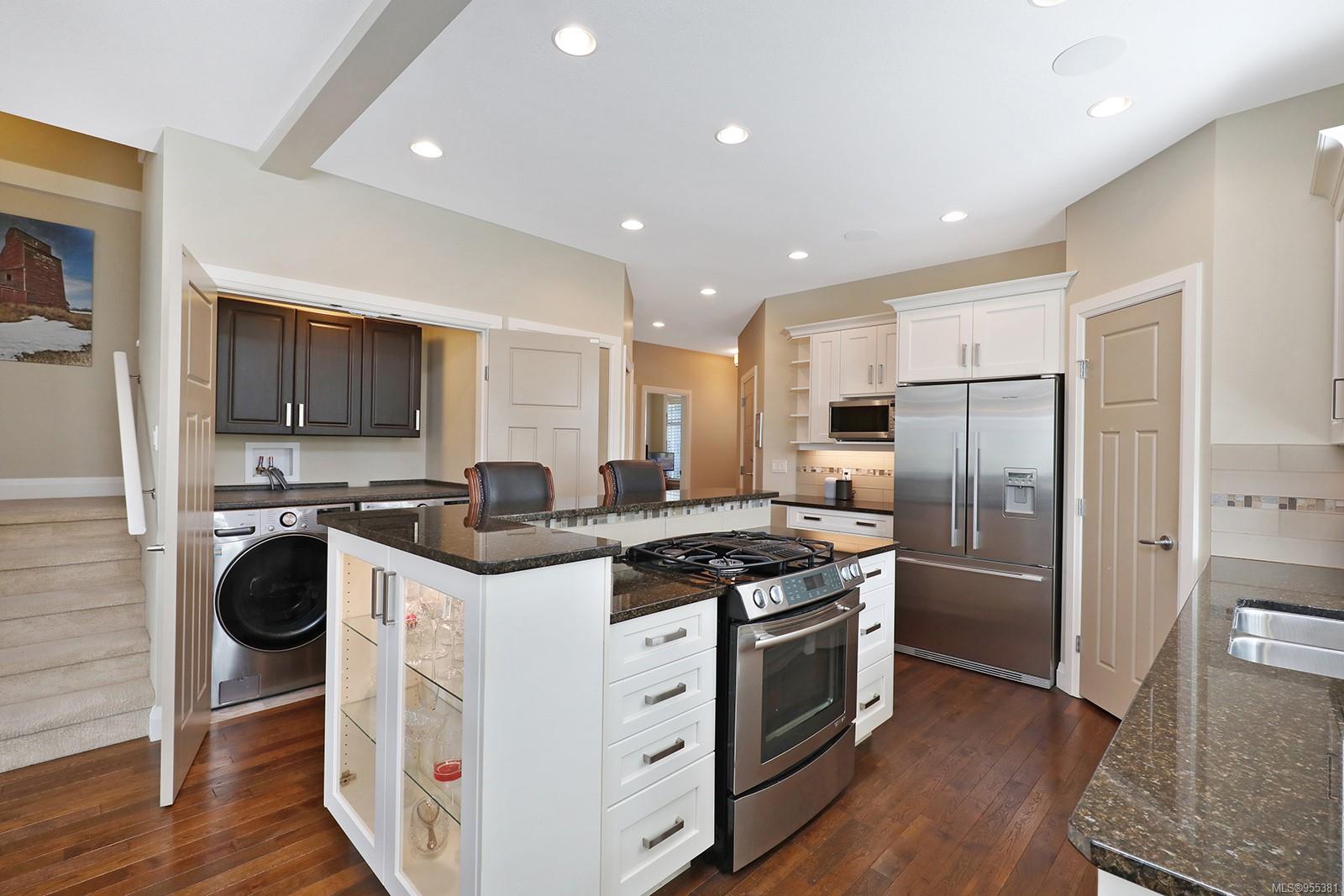 1055 Crown Isle Dr # 115