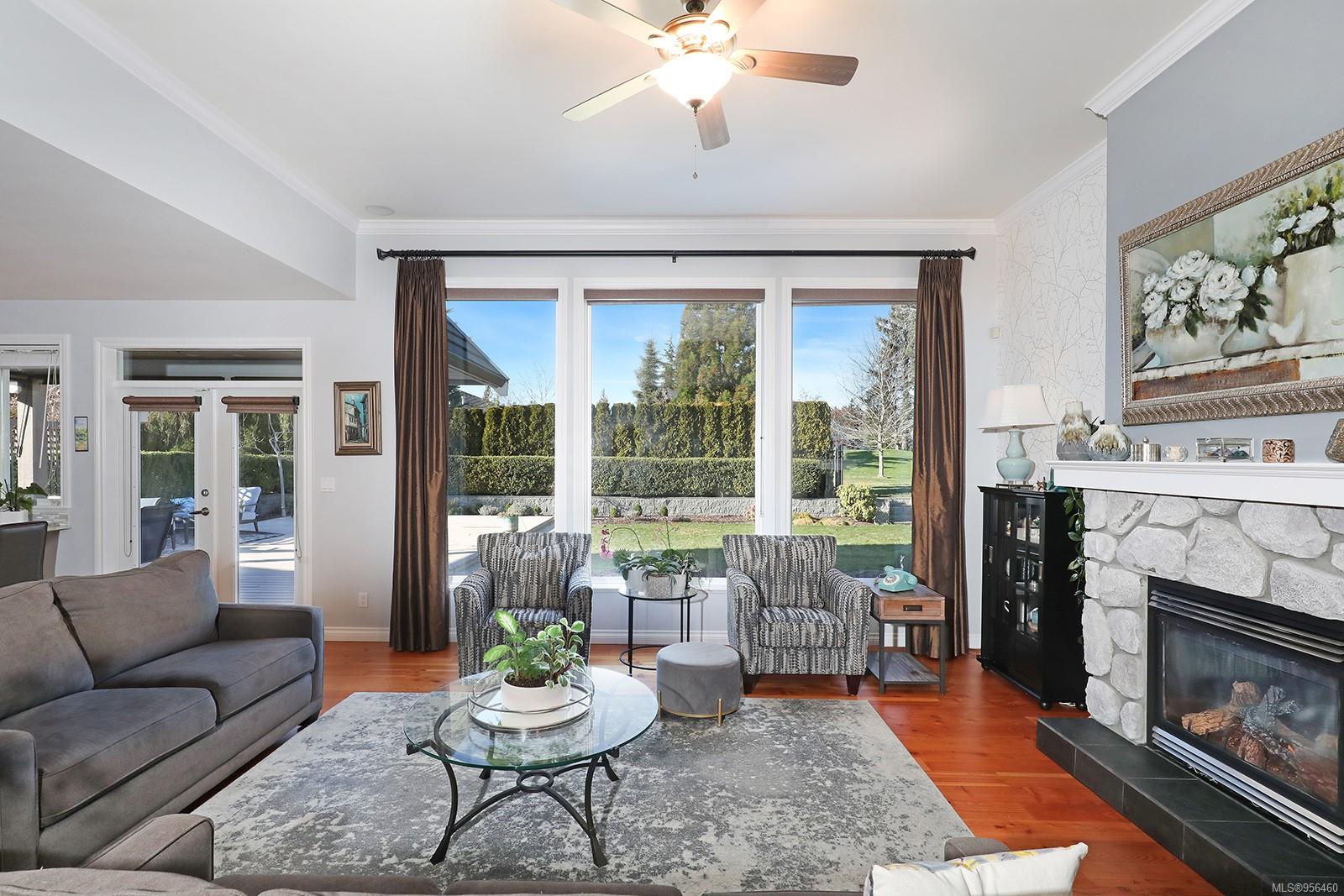 3304 Royal Vista Way