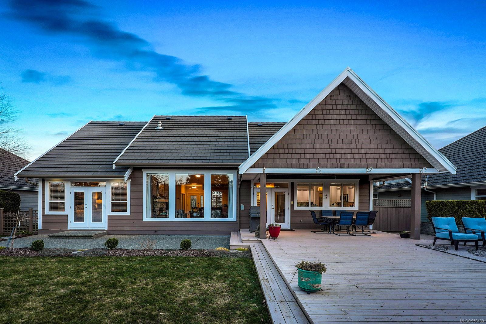 3304 Royal Vista Way