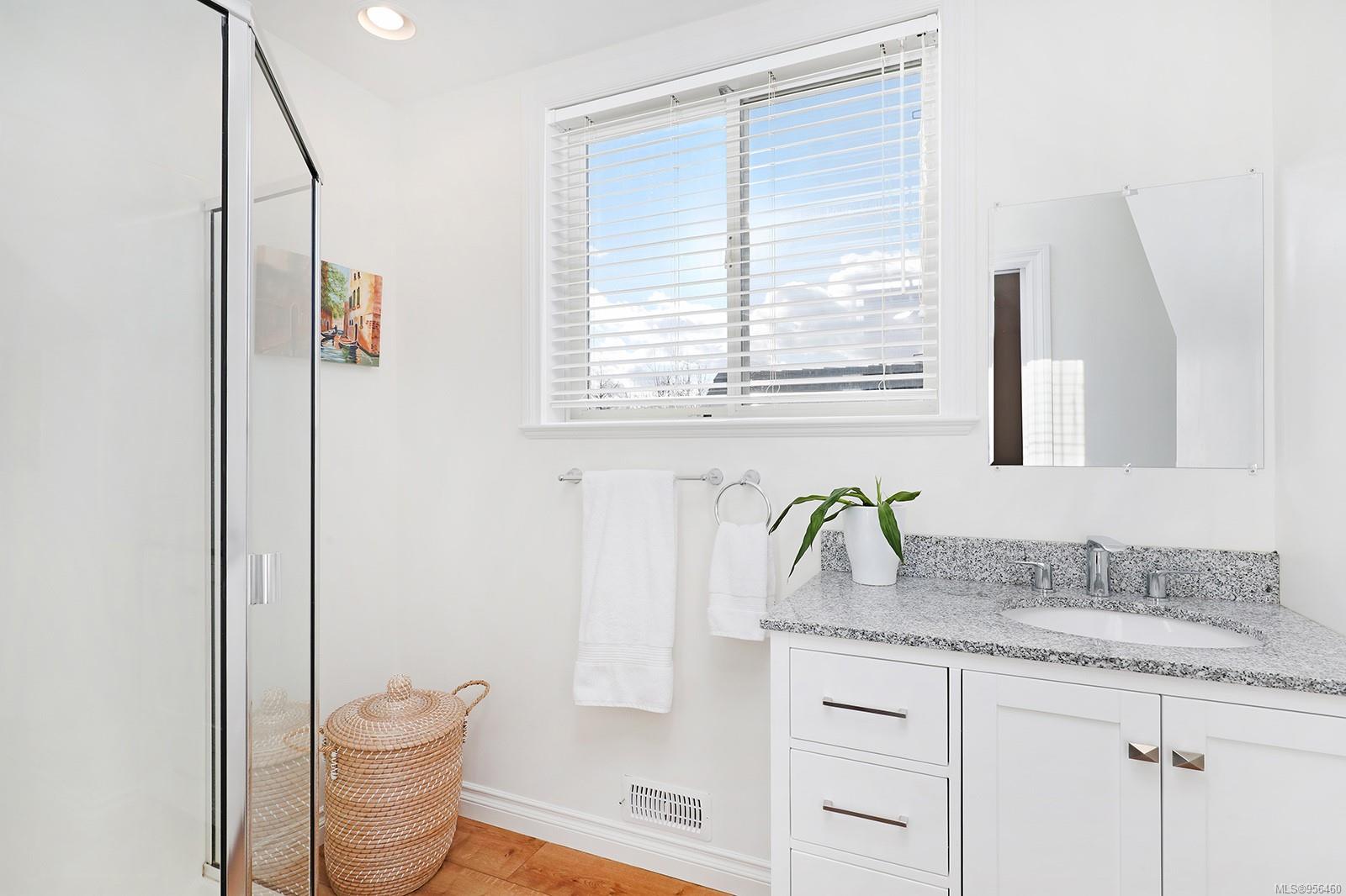 3304 Royal Vista Way