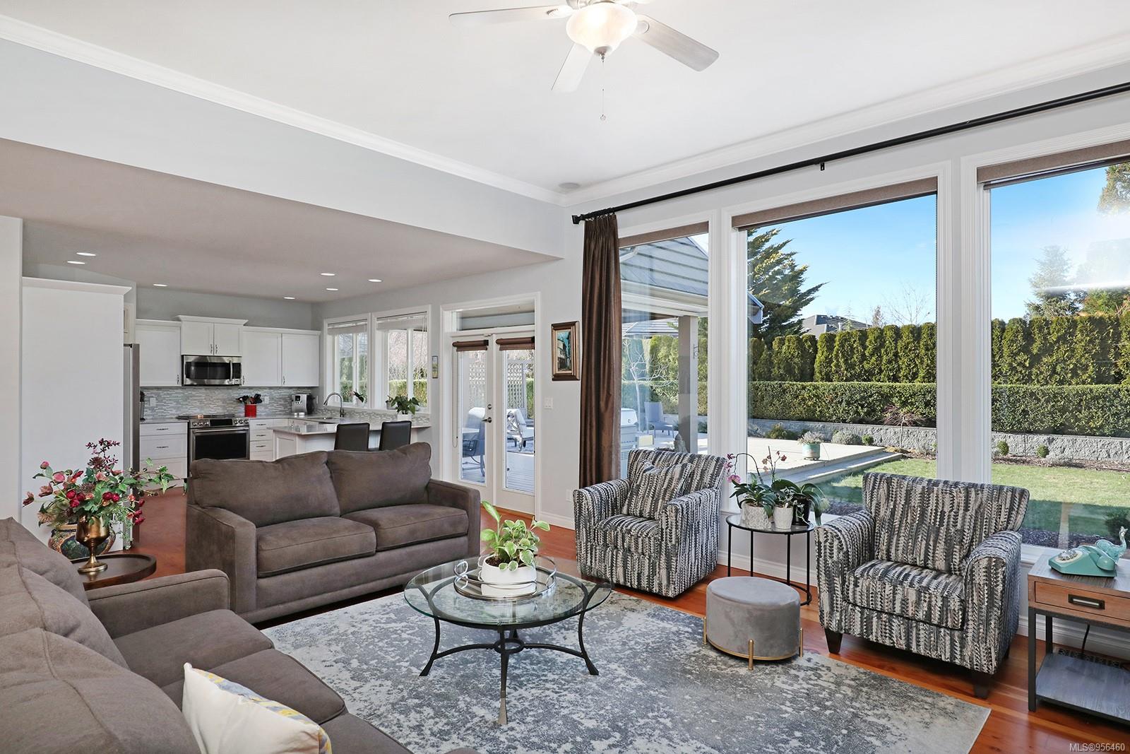 3304 Royal Vista Way