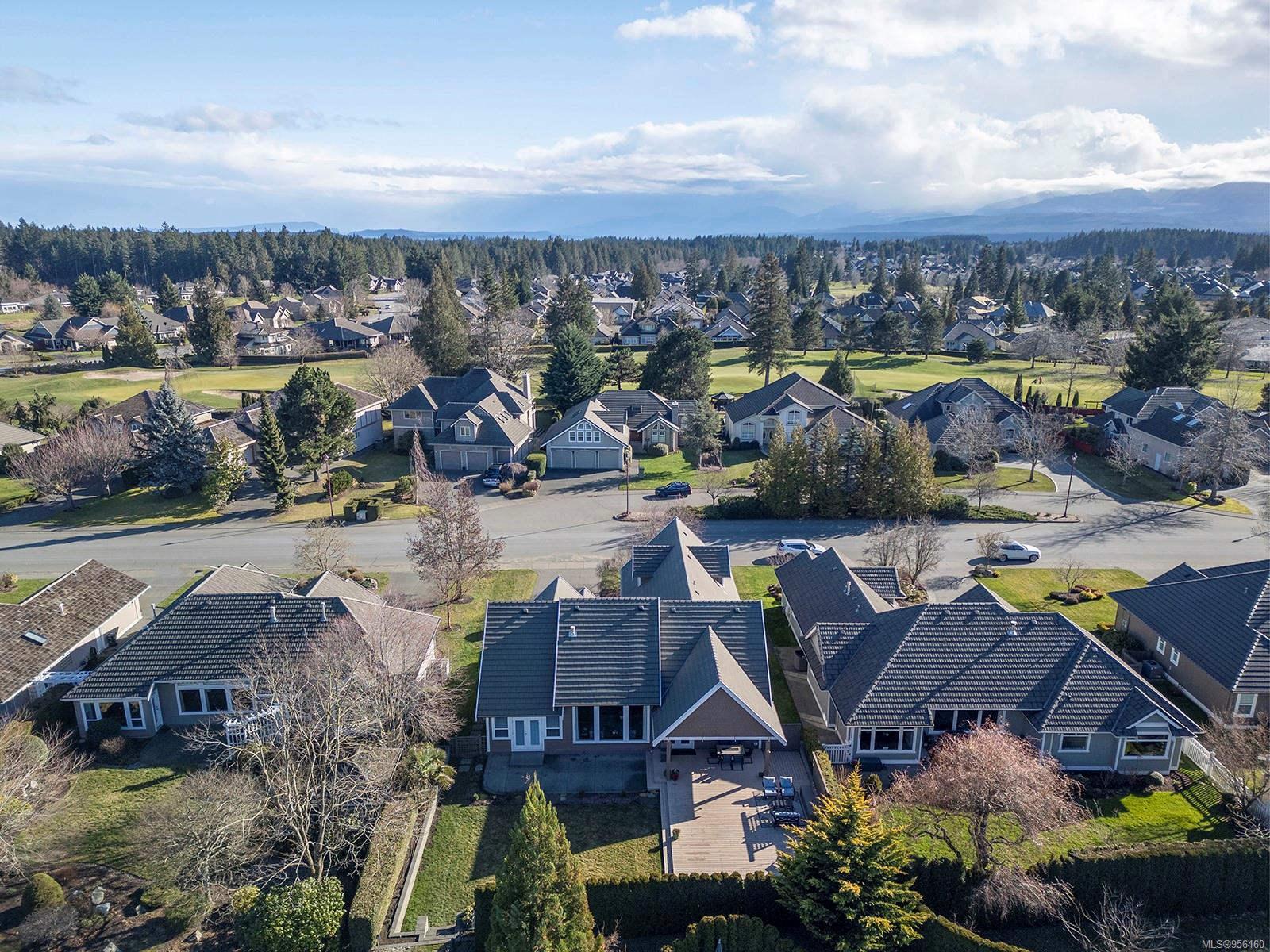 3304 Royal Vista Way