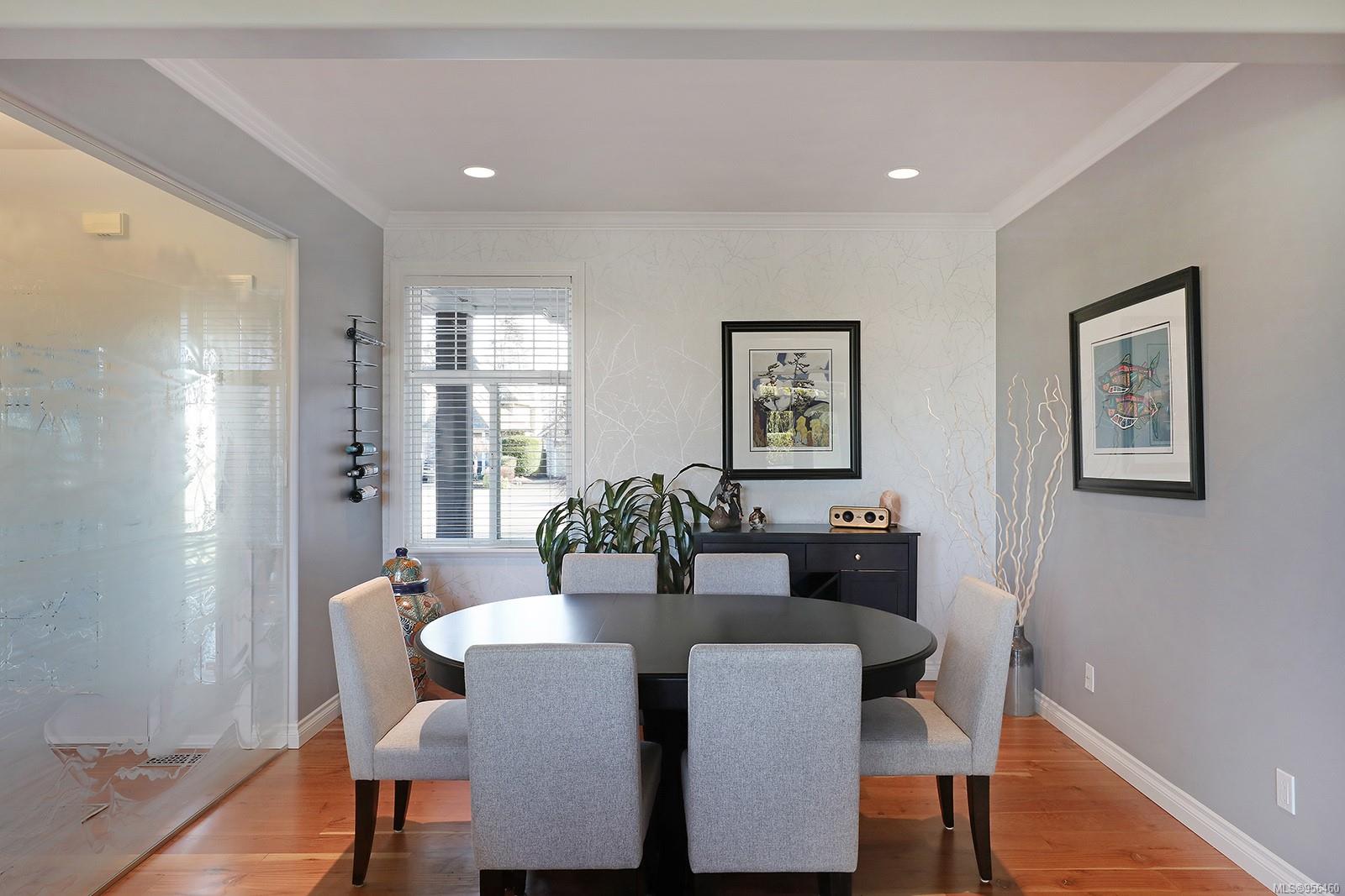 3304 Royal Vista Way