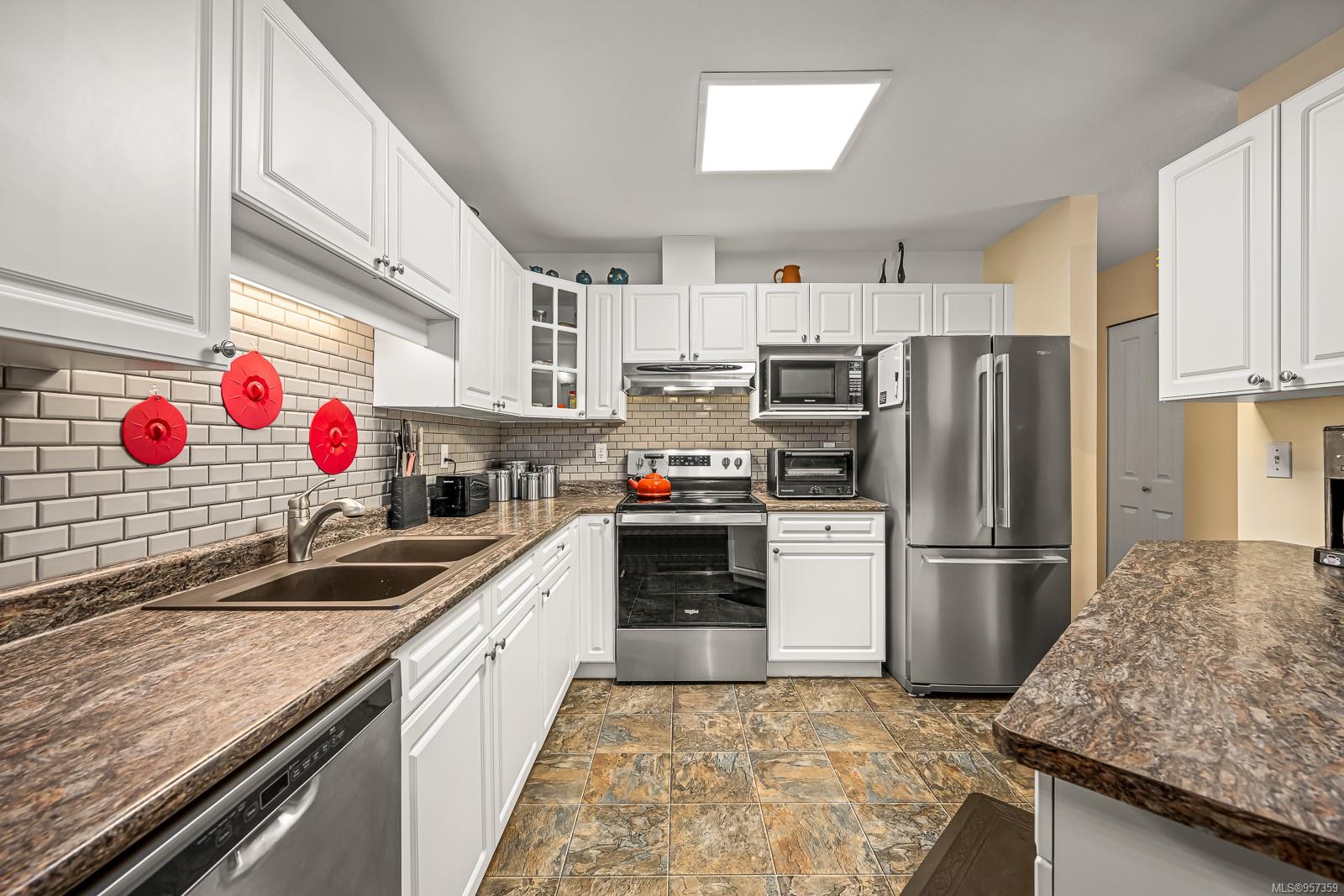 1970 Comox Ave Unit: 102