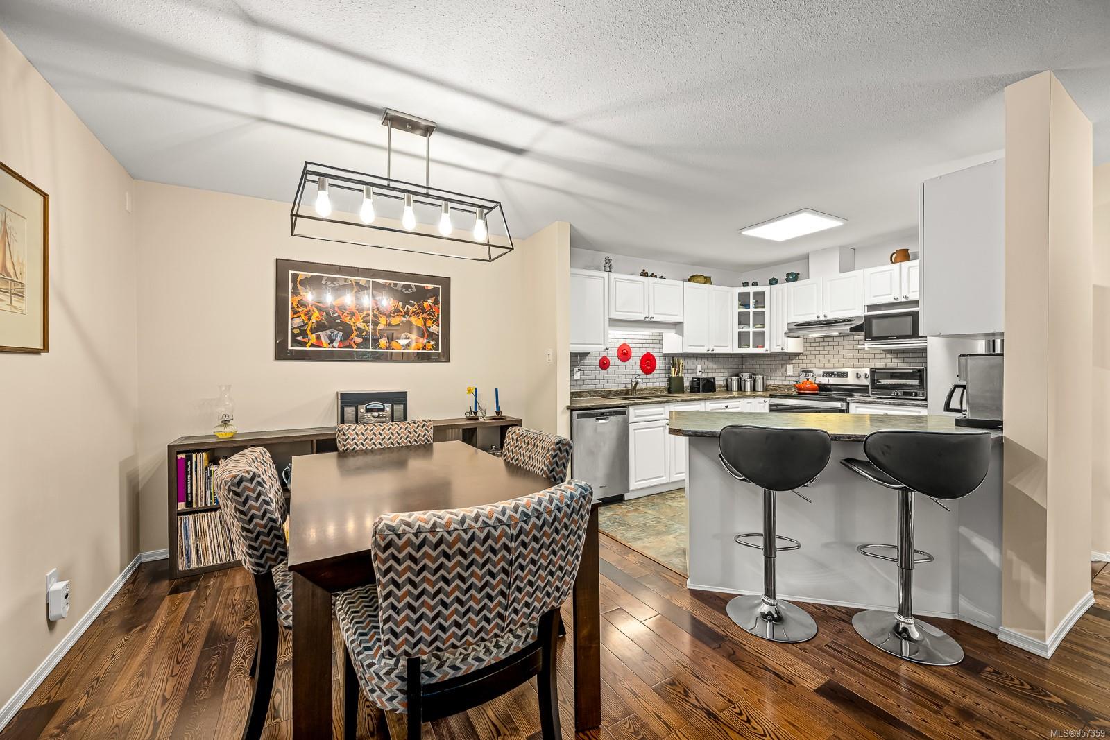 1970 Comox Ave Unit: 102