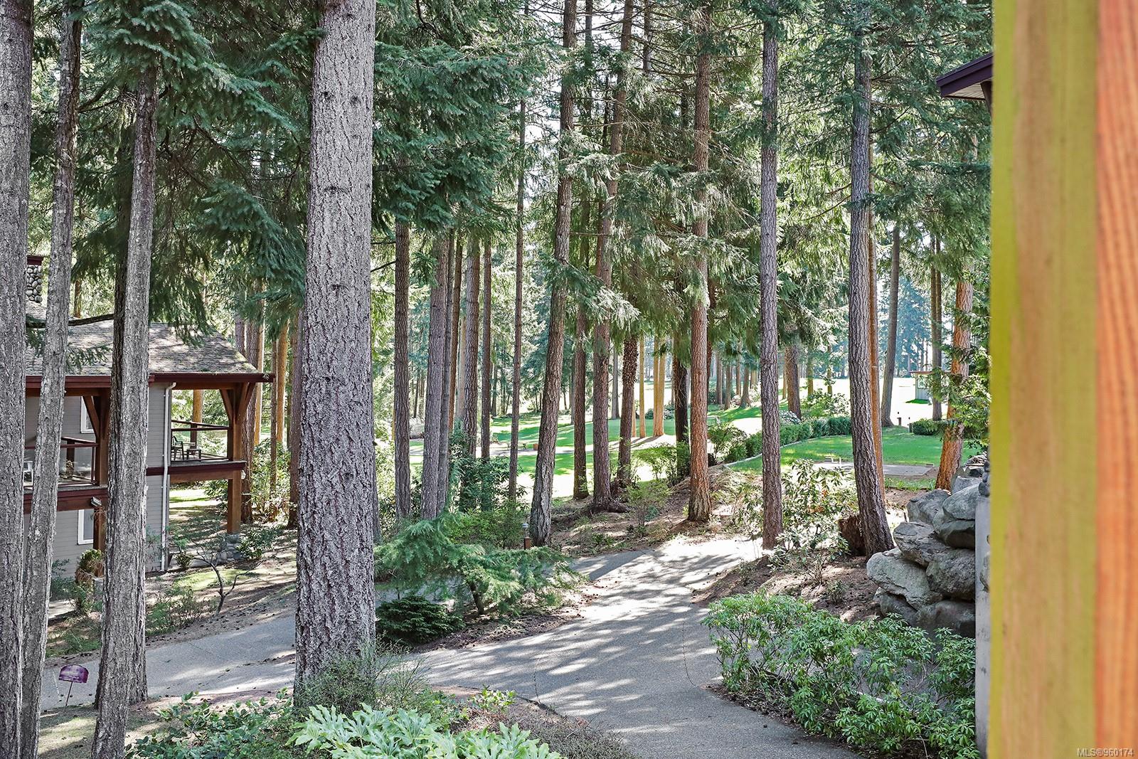 366 Clubhouse Dr Unit: 307/308D