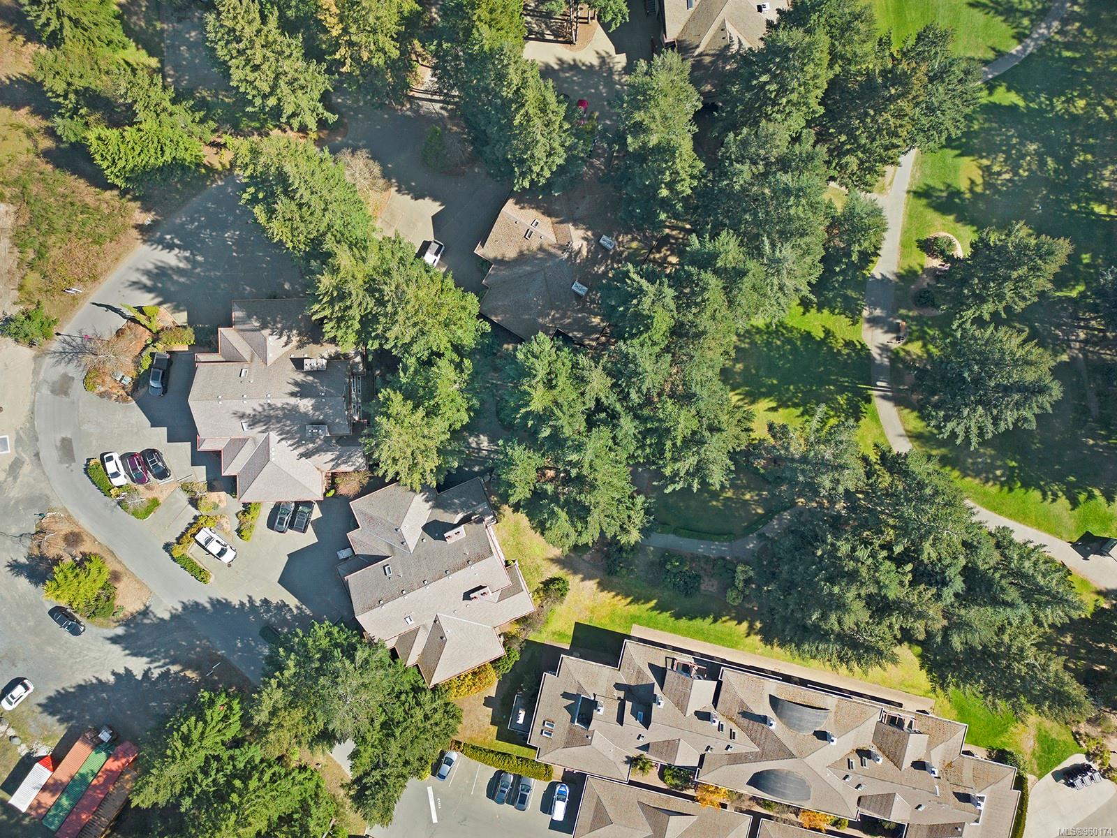 366 Clubhouse Dr Unit: 307/308D