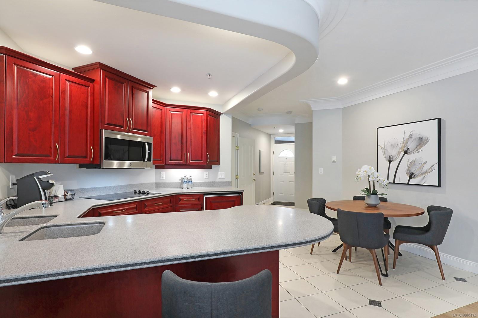 366 Clubhouse Dr Unit: 307/308D