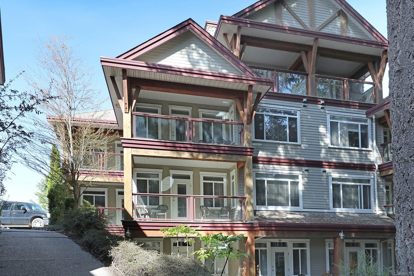 366 Clubhouse Dr Unit: 307/308D