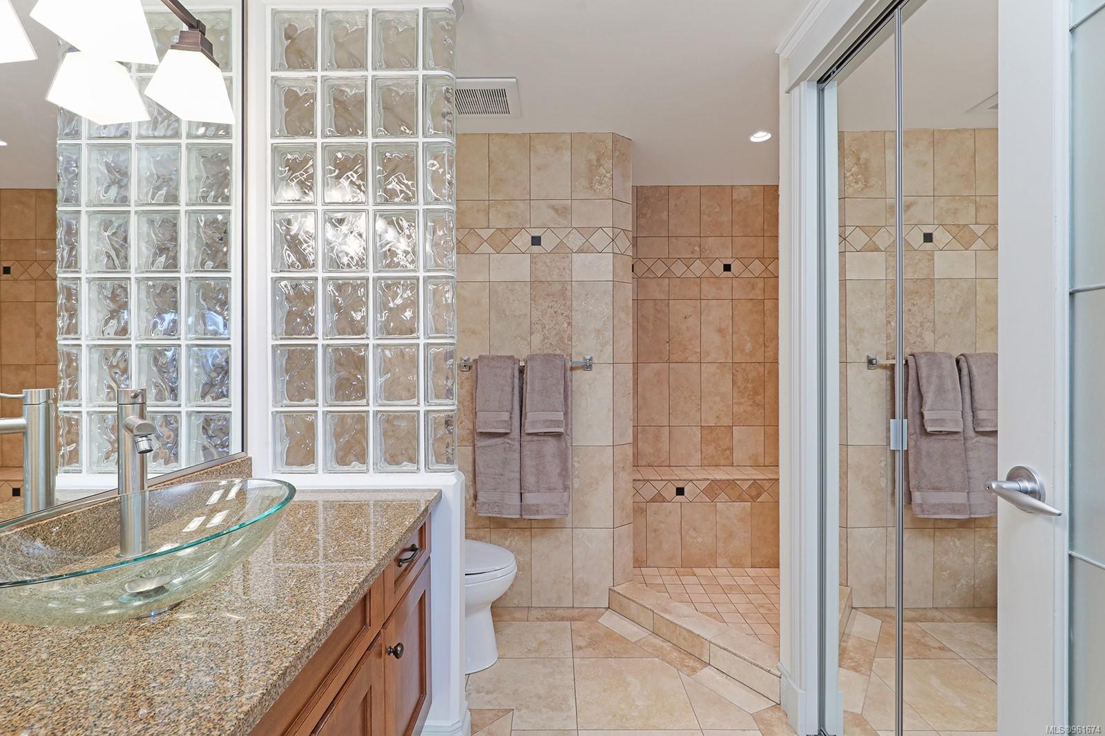 3666 Royal Vista Way # 334