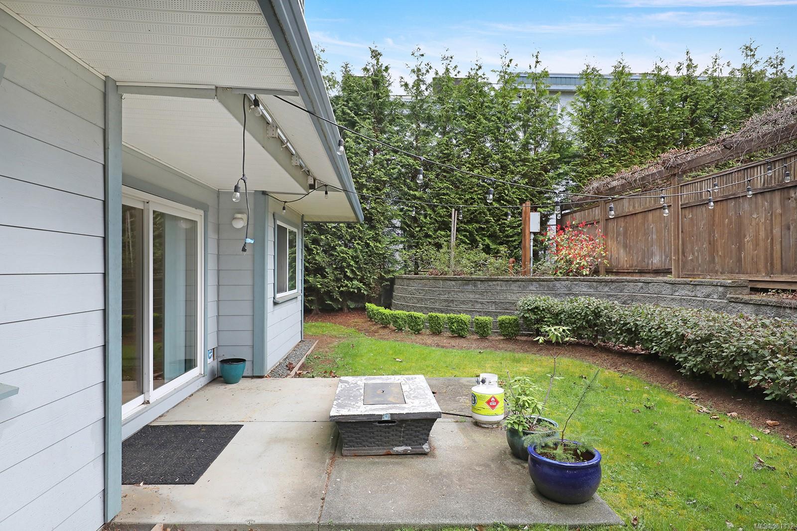 840 Shamrock Pl # 106