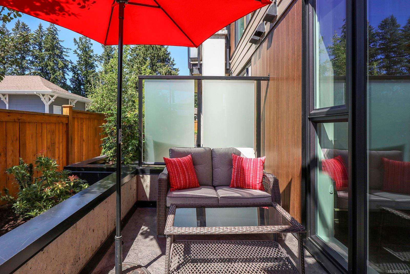 1700 Balmoral Ave # 102