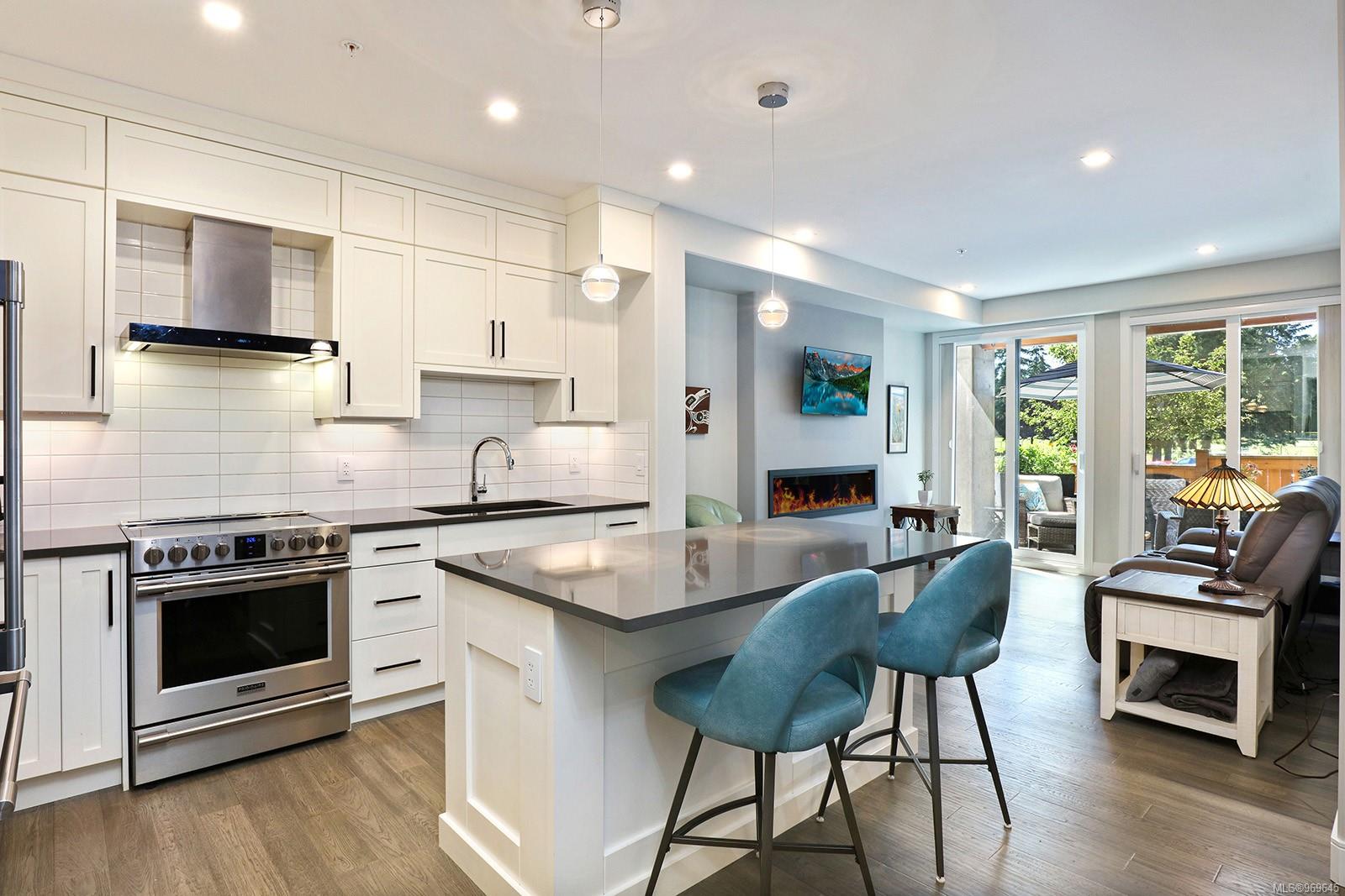 1700 Balmoral Ave # 102