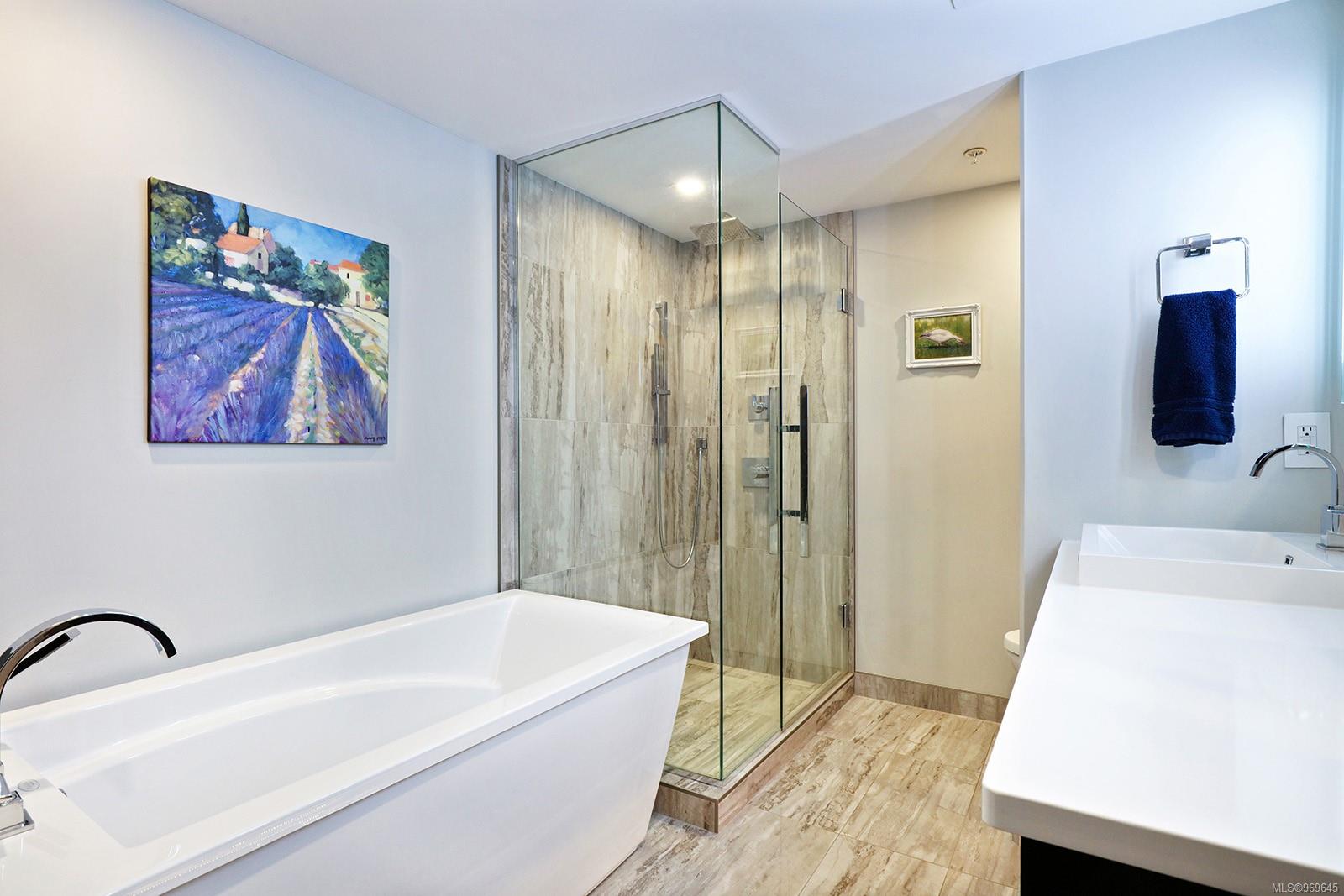 1700 Balmoral Ave # 102