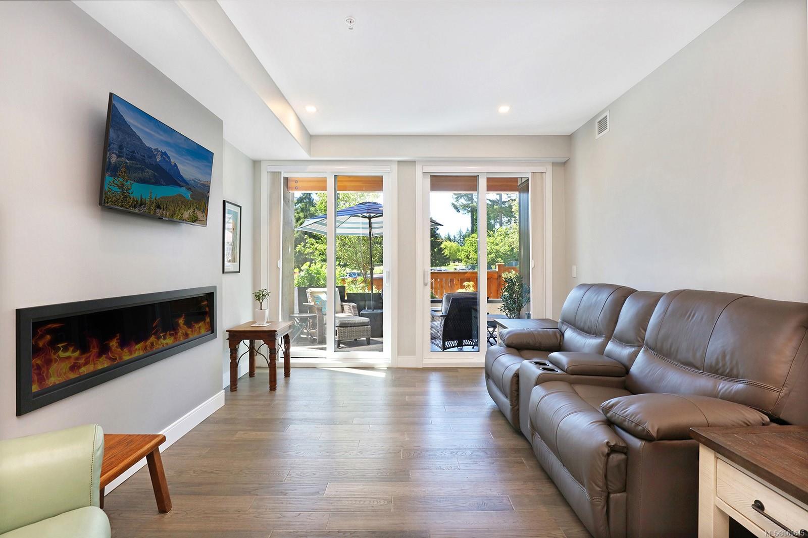 1700 Balmoral Ave # 102