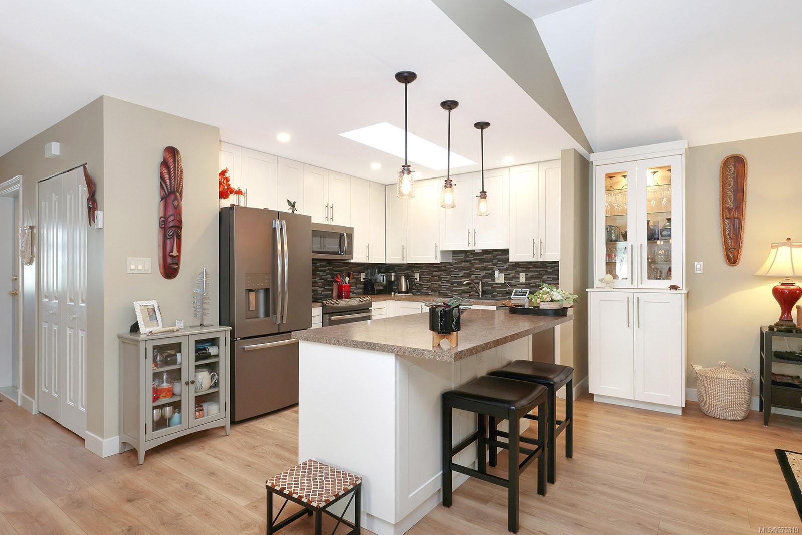 1919 St. Andrews Pl # 124