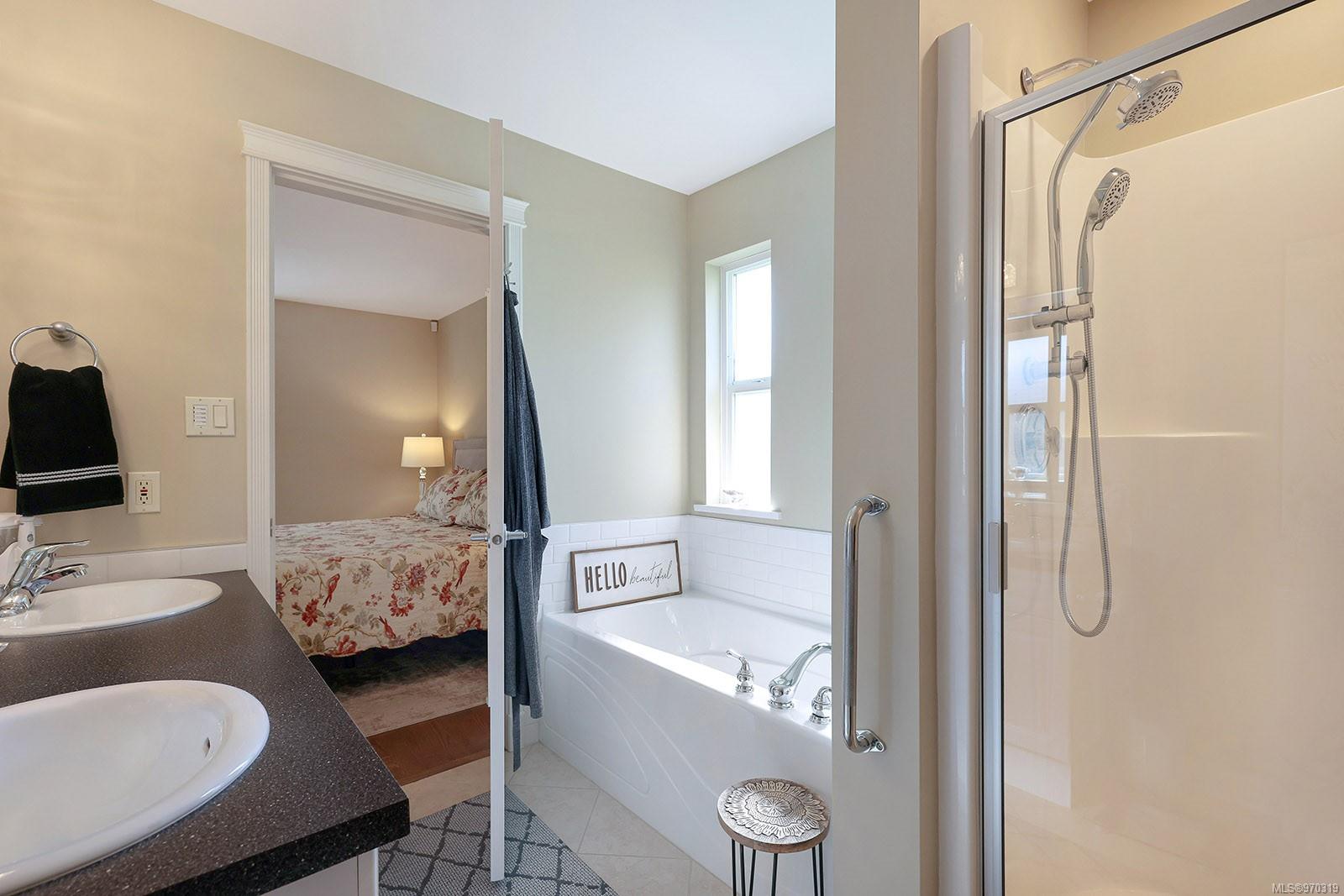 1919 St. Andrews Pl # 124