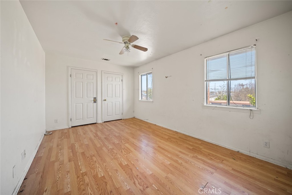 639 S 7th Street