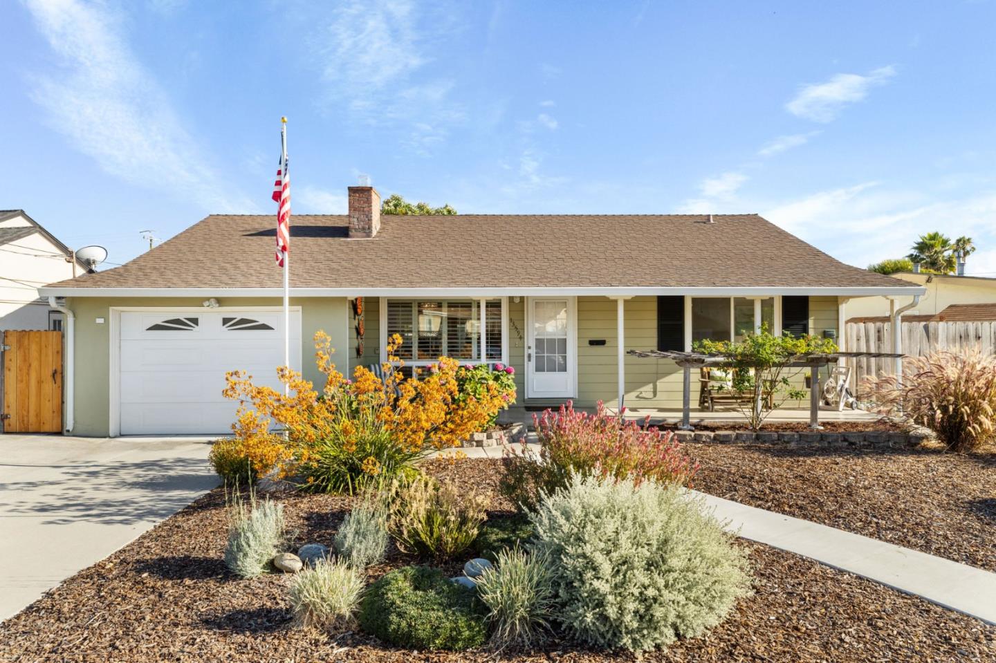 13594 Westboro DR