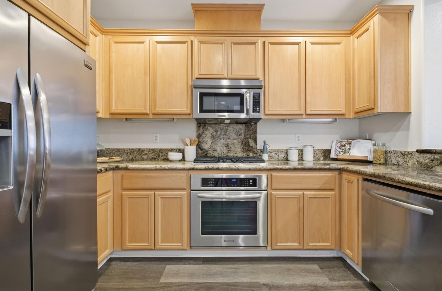 7942 English Oak Circle