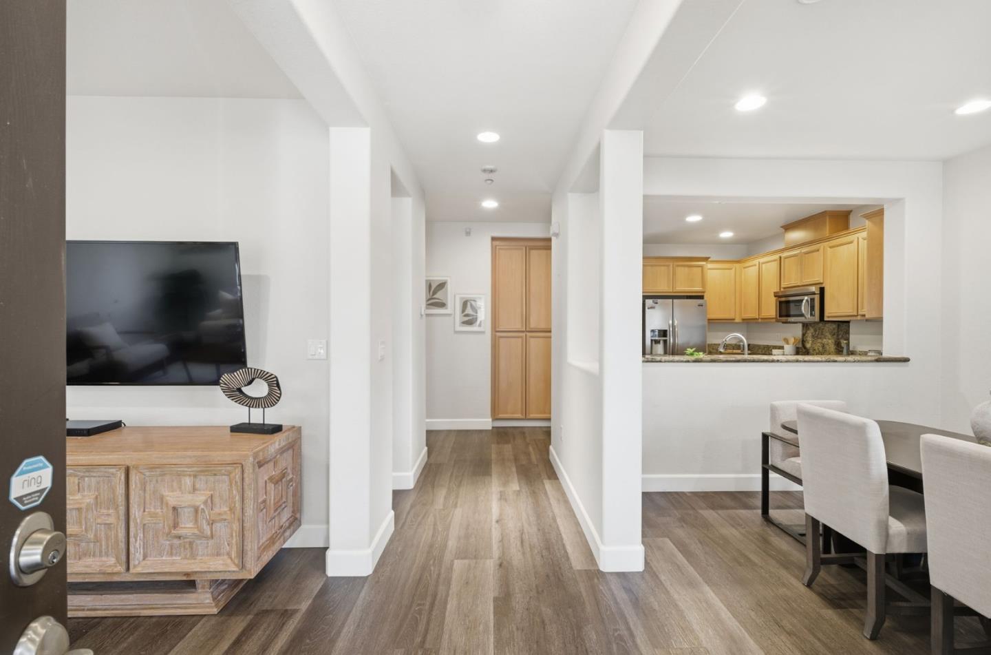 7942 English Oak Circle