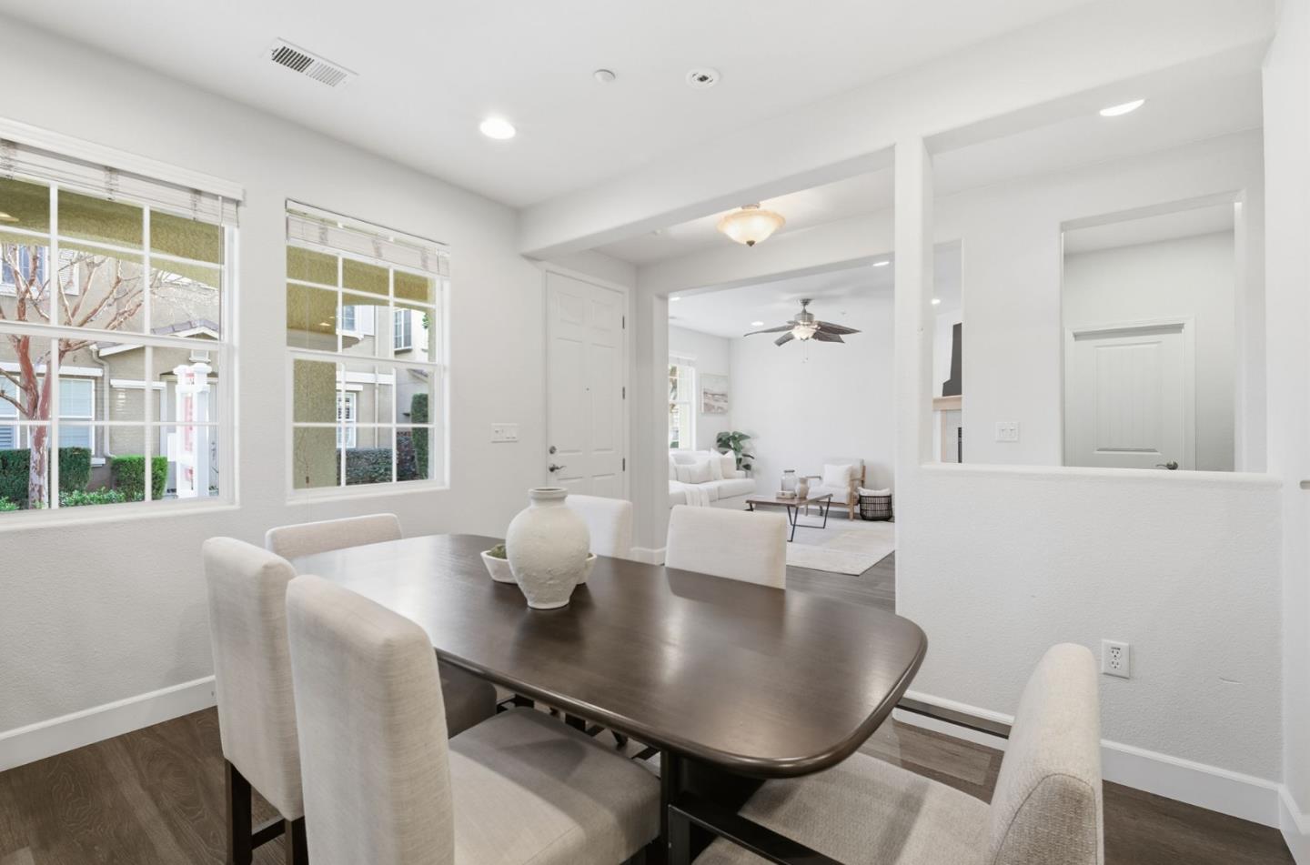 7942 English Oak Circle