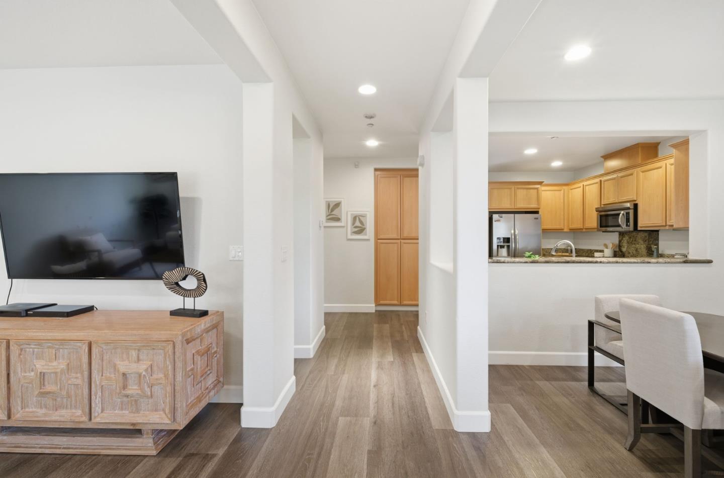 7942 English Oak Circle