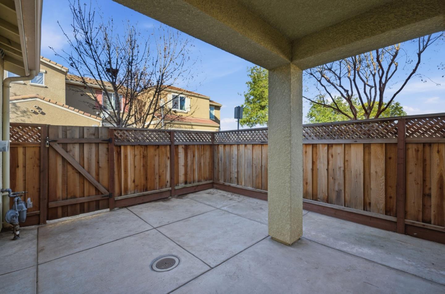 7942 English Oak Circle