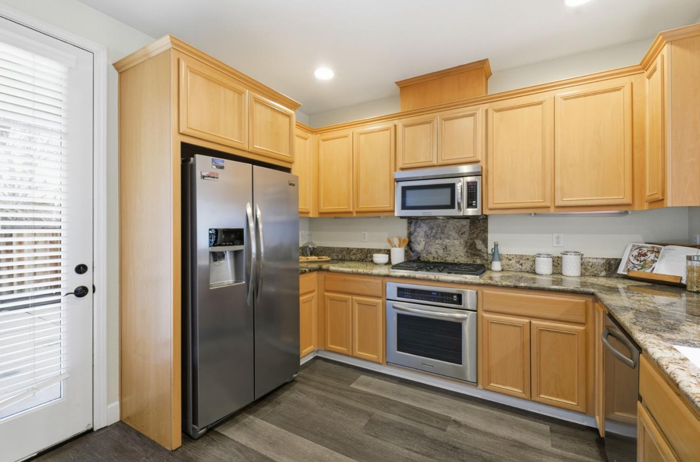 7942 English Oak Circle