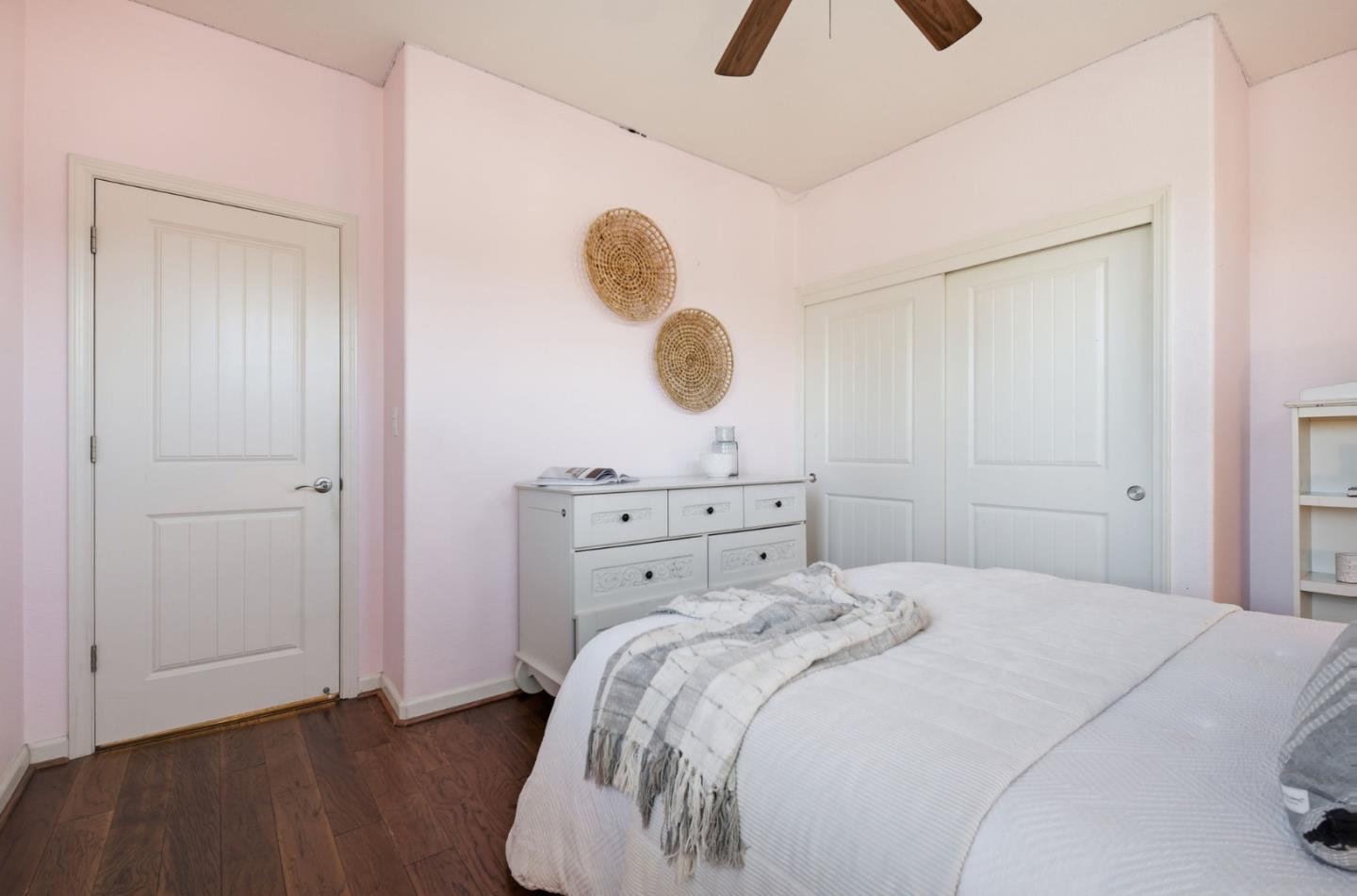 7942 English Oak Circle