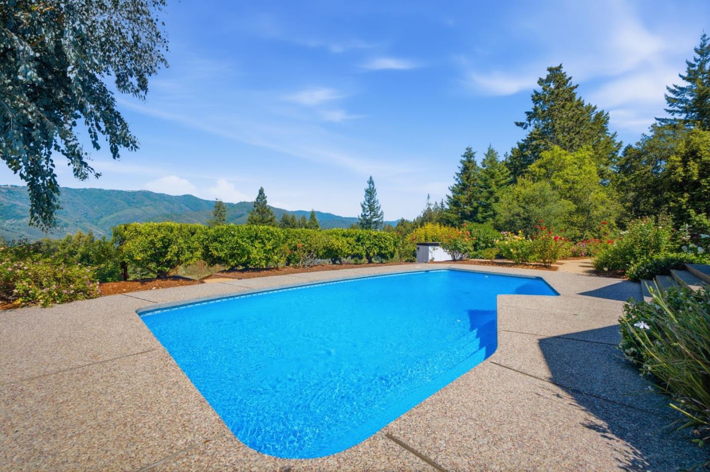 17575 Mountain Charlie RD