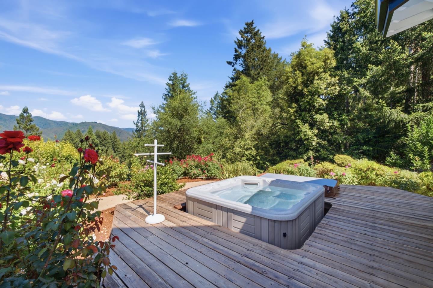 17575 Mountain Charlie RD