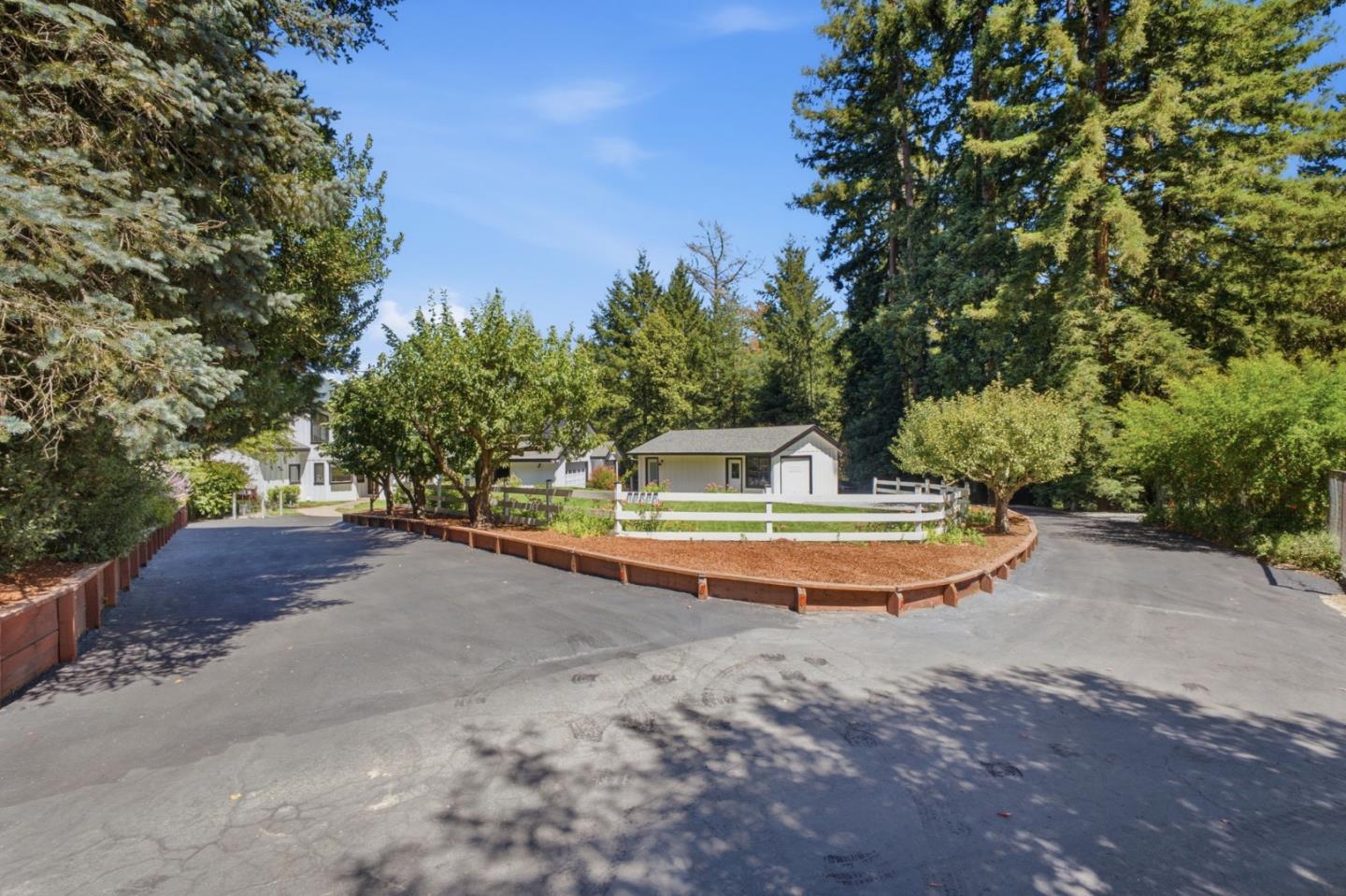 17575 Mountain Charlie RD