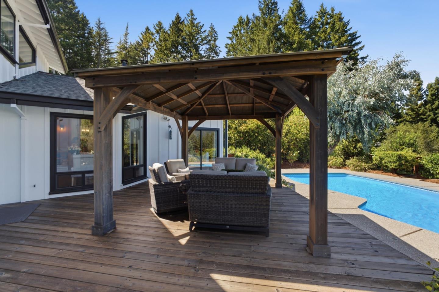 17575 Mountain Charlie RD