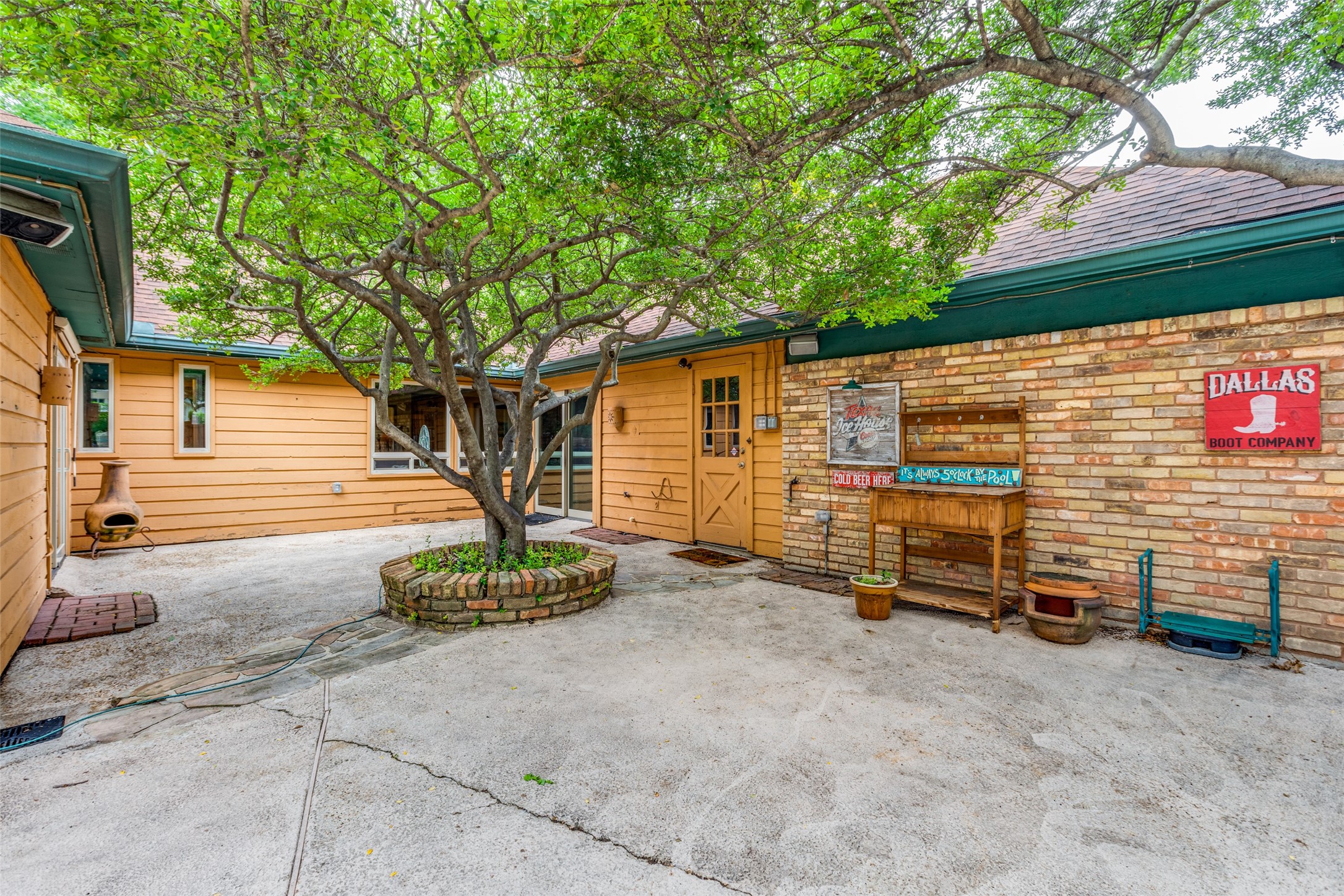 10103 Branwood Lane