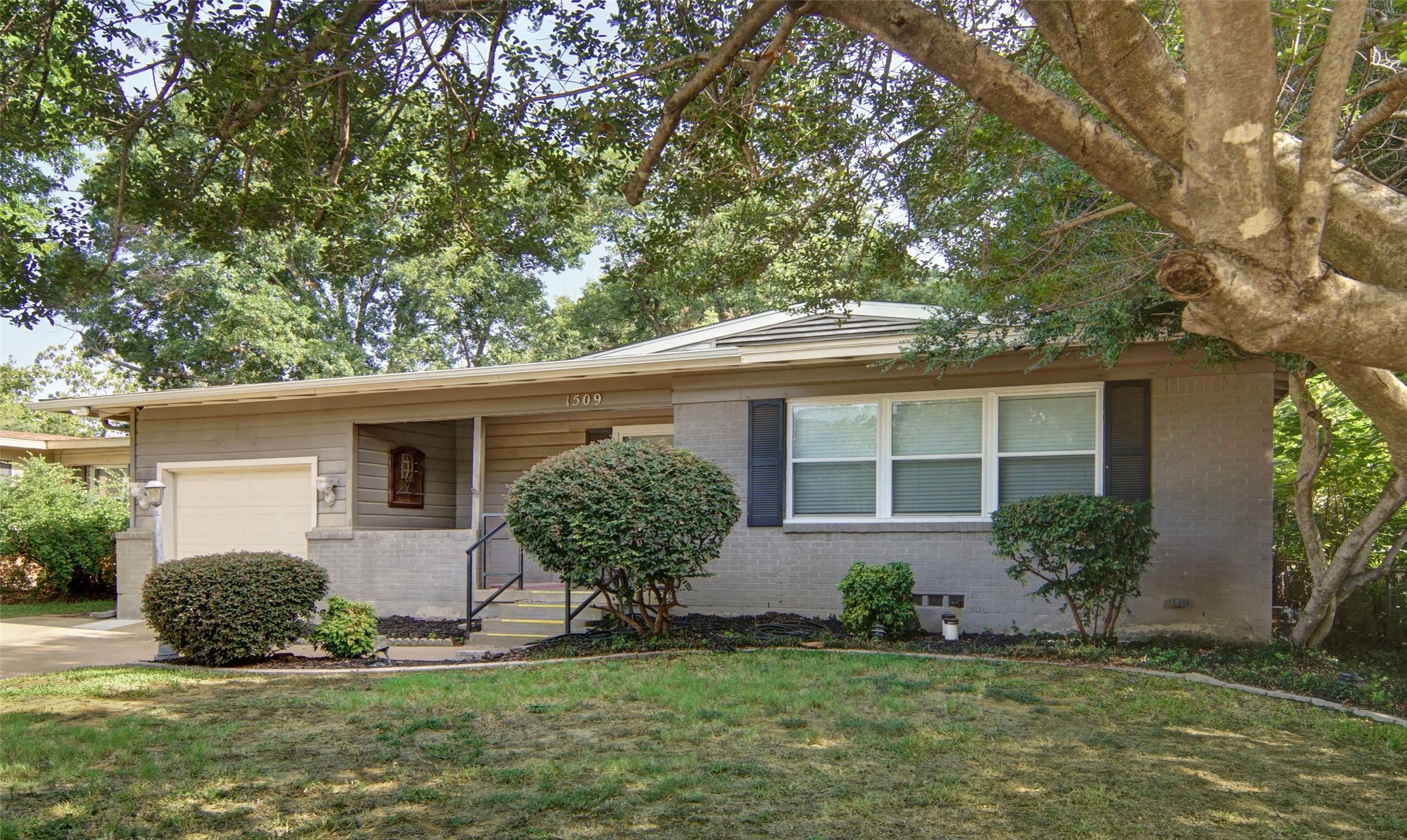 1509 Marshalldale Drive