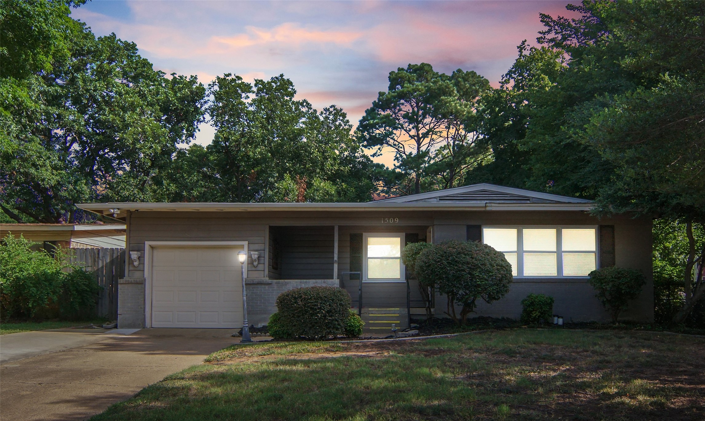 1509 Marshalldale Drive