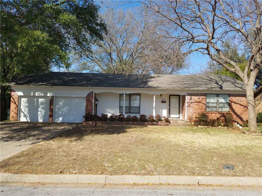 1611 White Way Drive