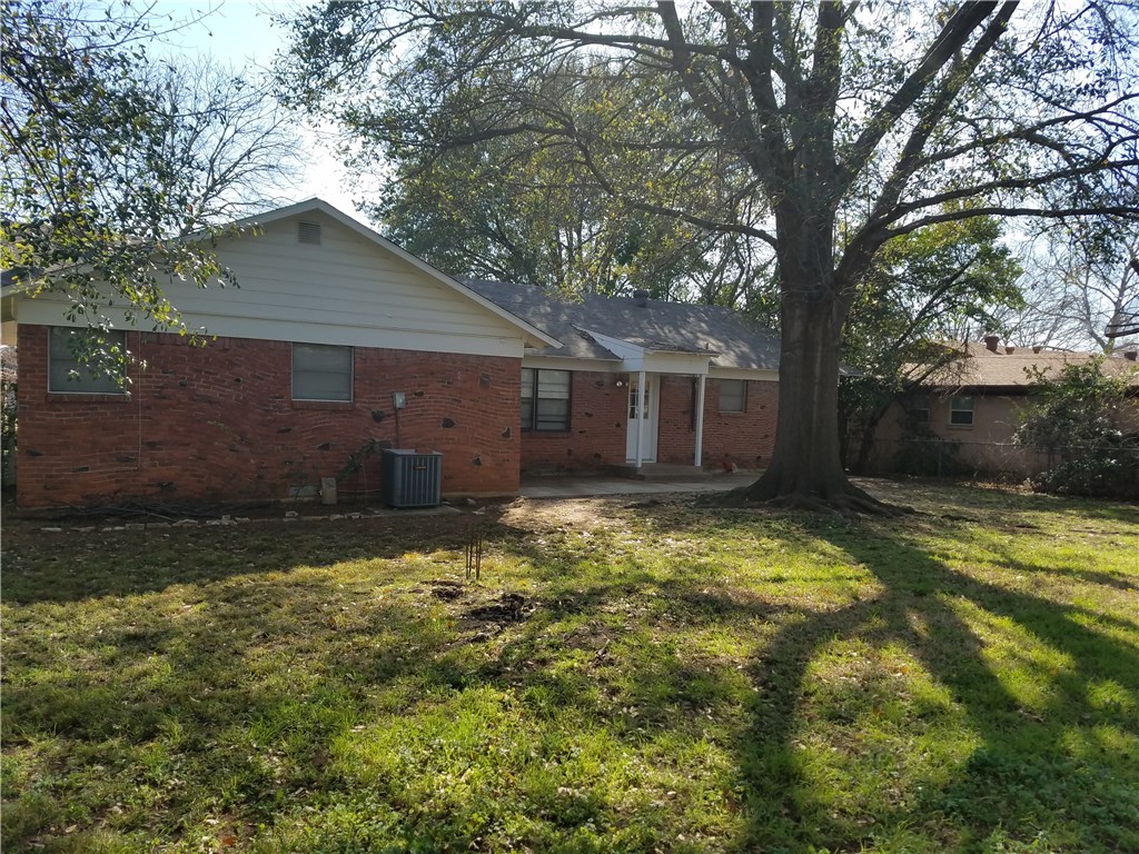 1611 White Way Drive