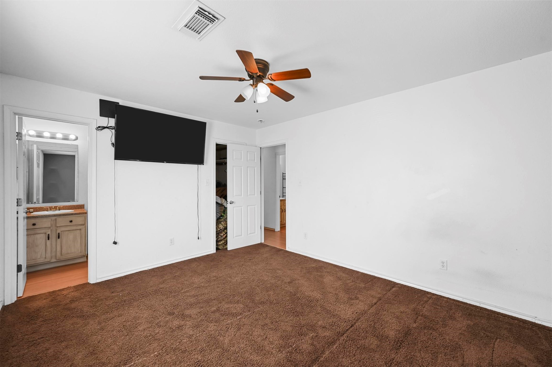 6215 Garden Acre Drive