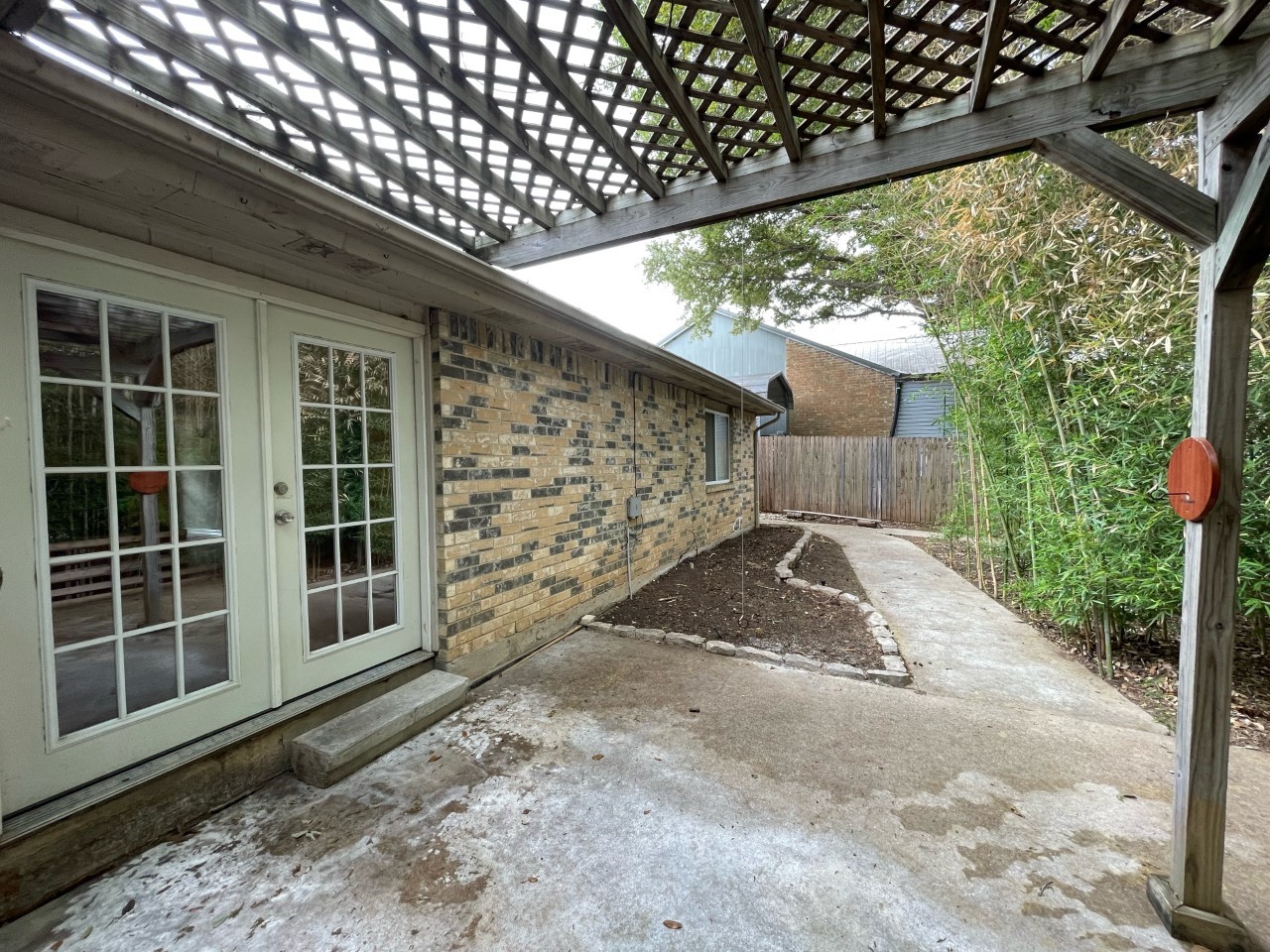 4206 Cranbrook Drive