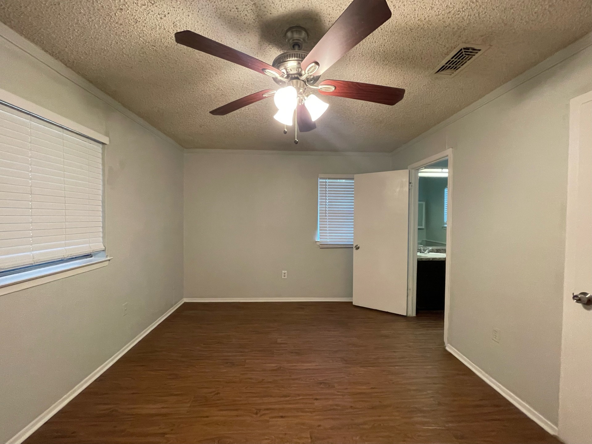 2111 Laura Lane