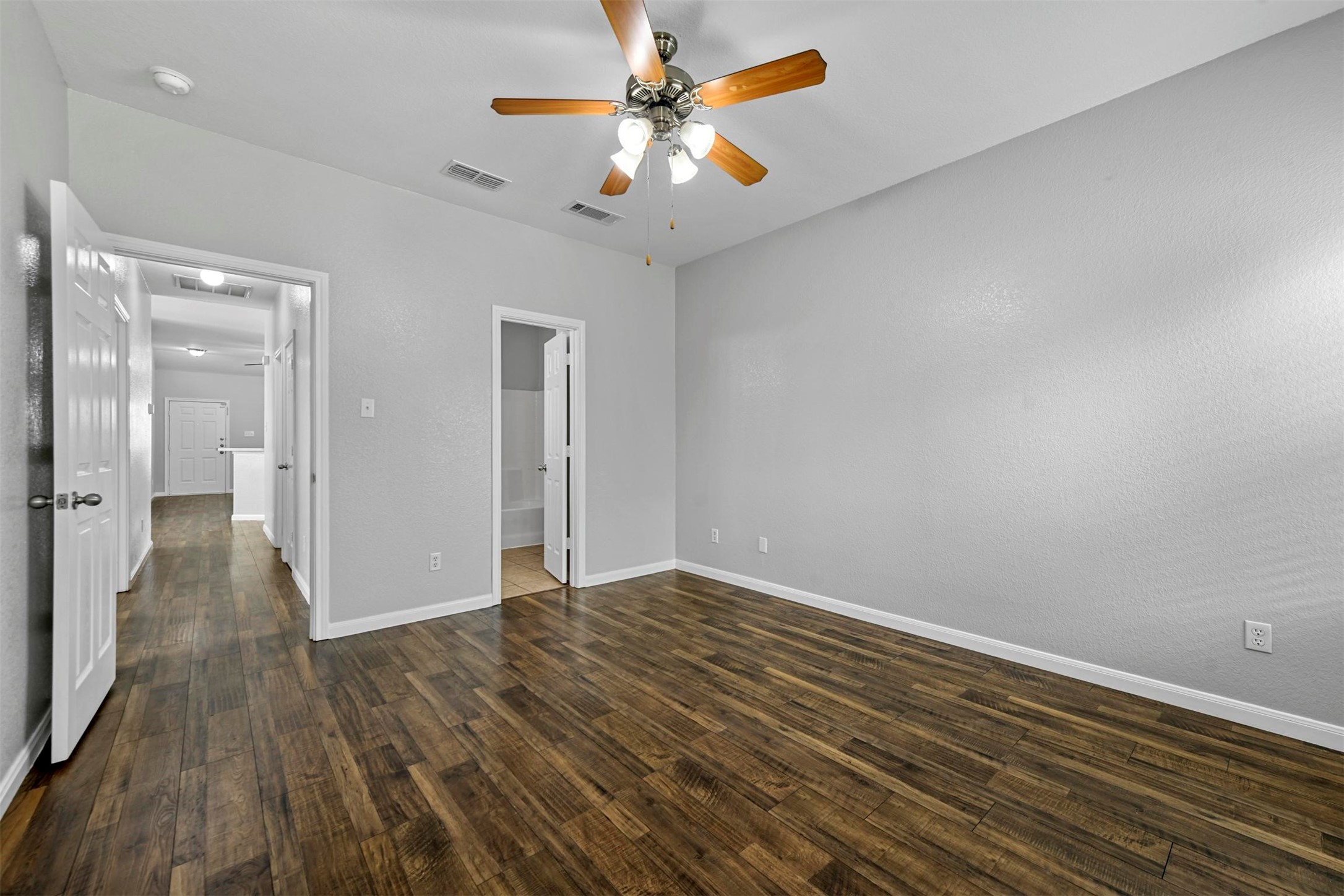 832 Walnut Street