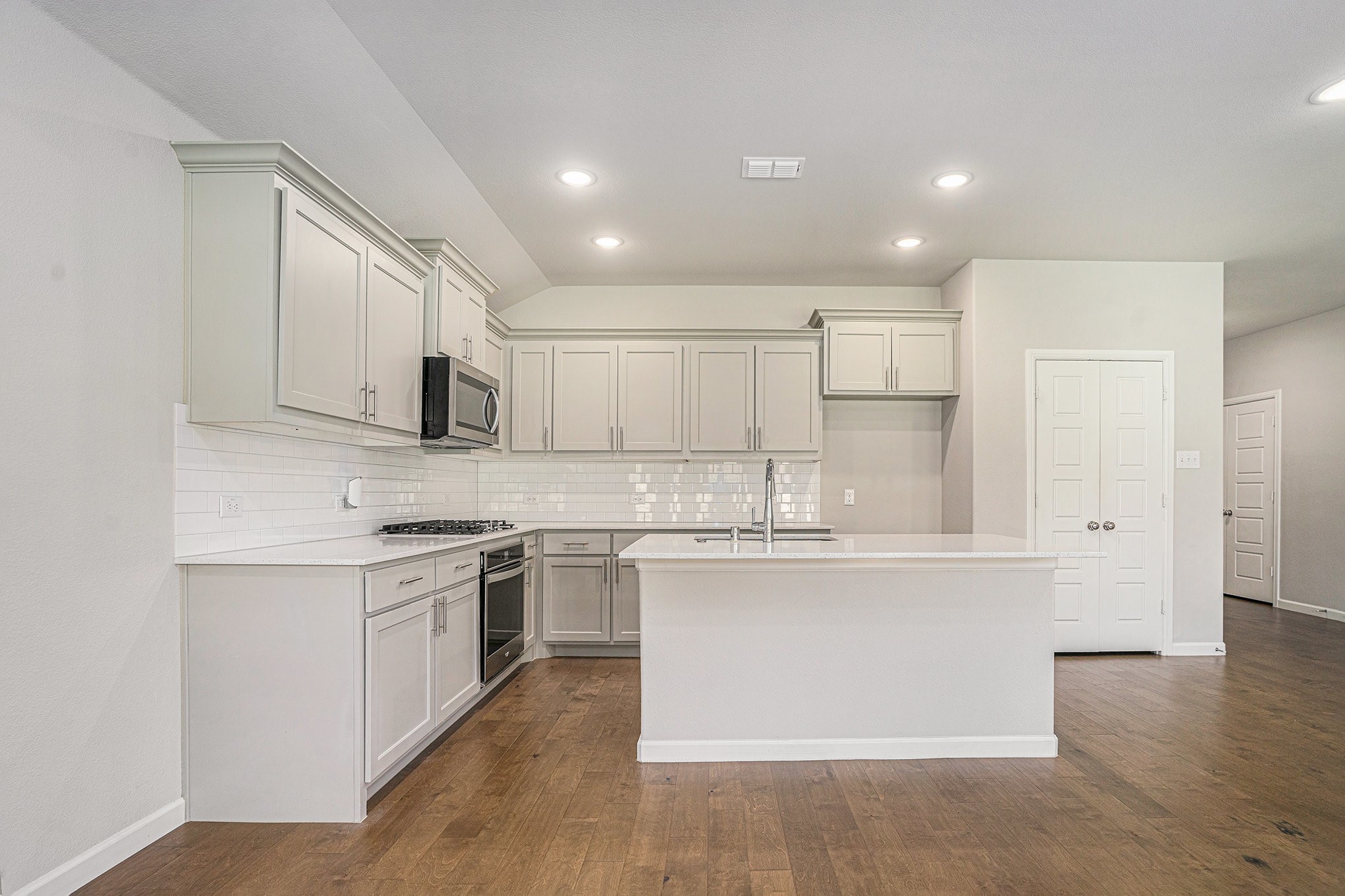 5528 Santa Elena Court