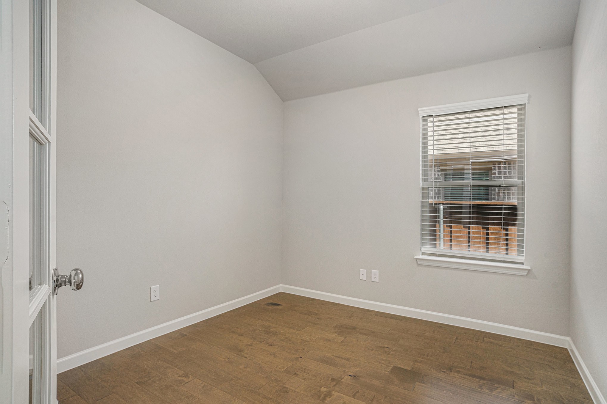5528 Santa Elena Court