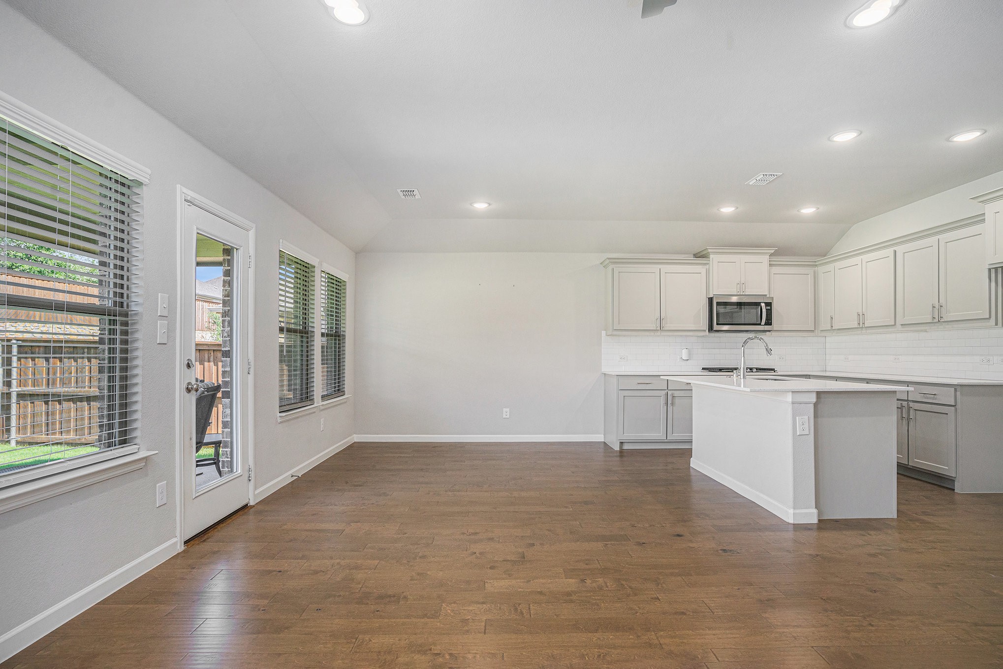 5528 Santa Elena Court